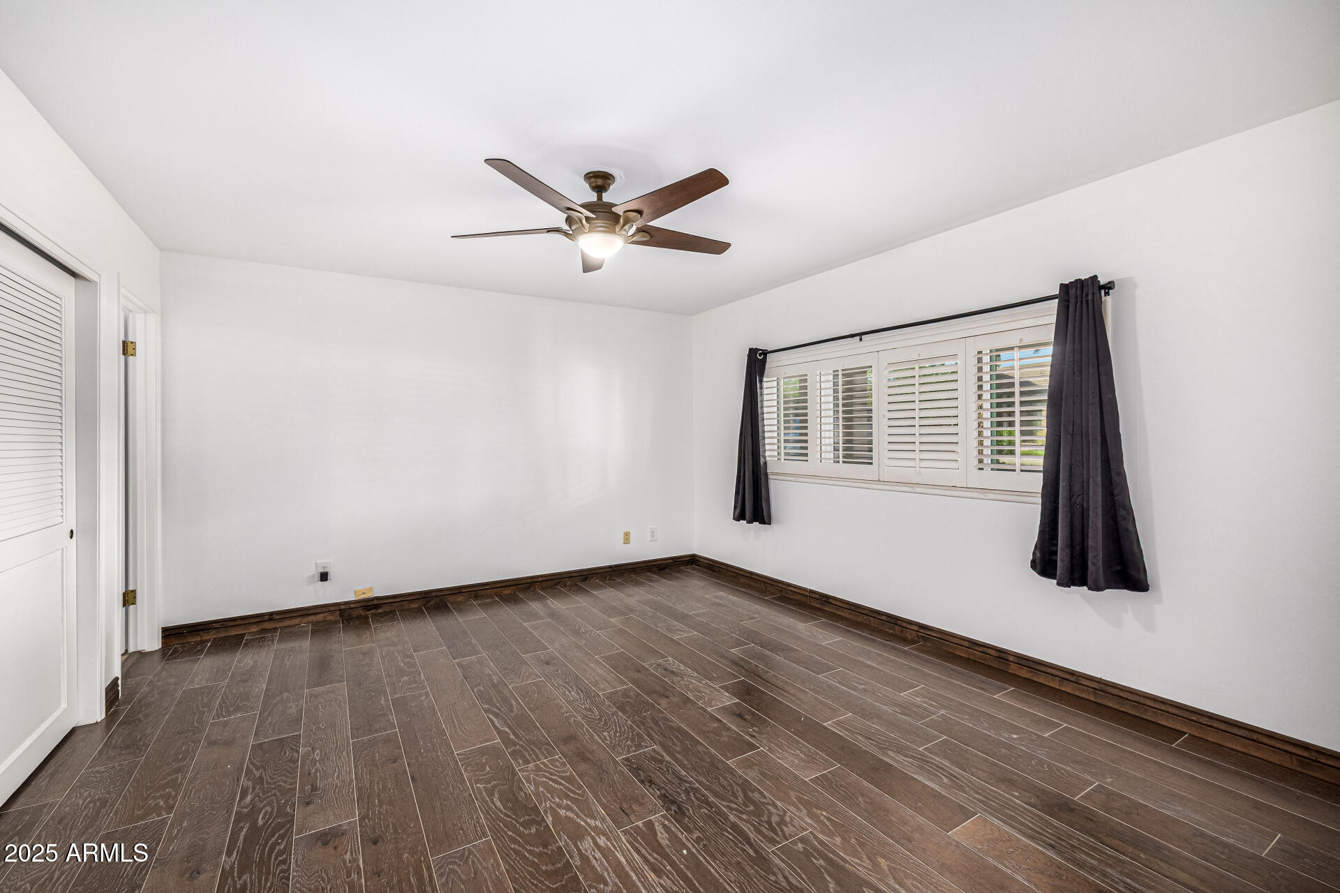 330 W TAM OSHANTER Drive