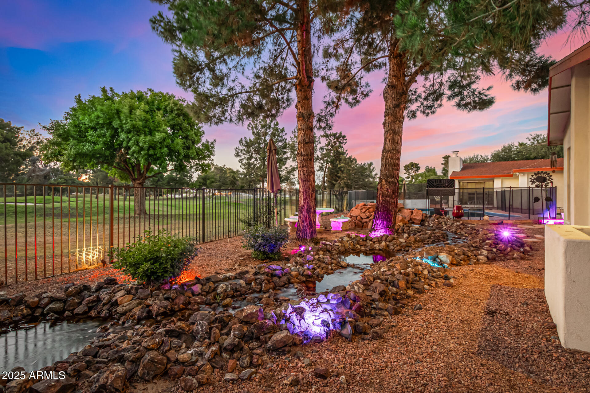 330 W TAM OSHANTER Drive