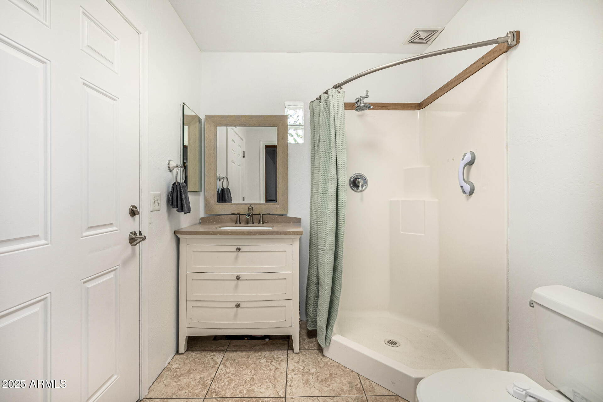 330 W TAM OSHANTER Drive
