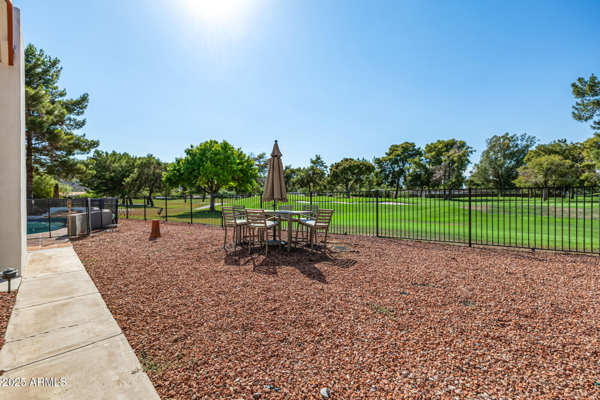 330 W TAM OSHANTER Drive