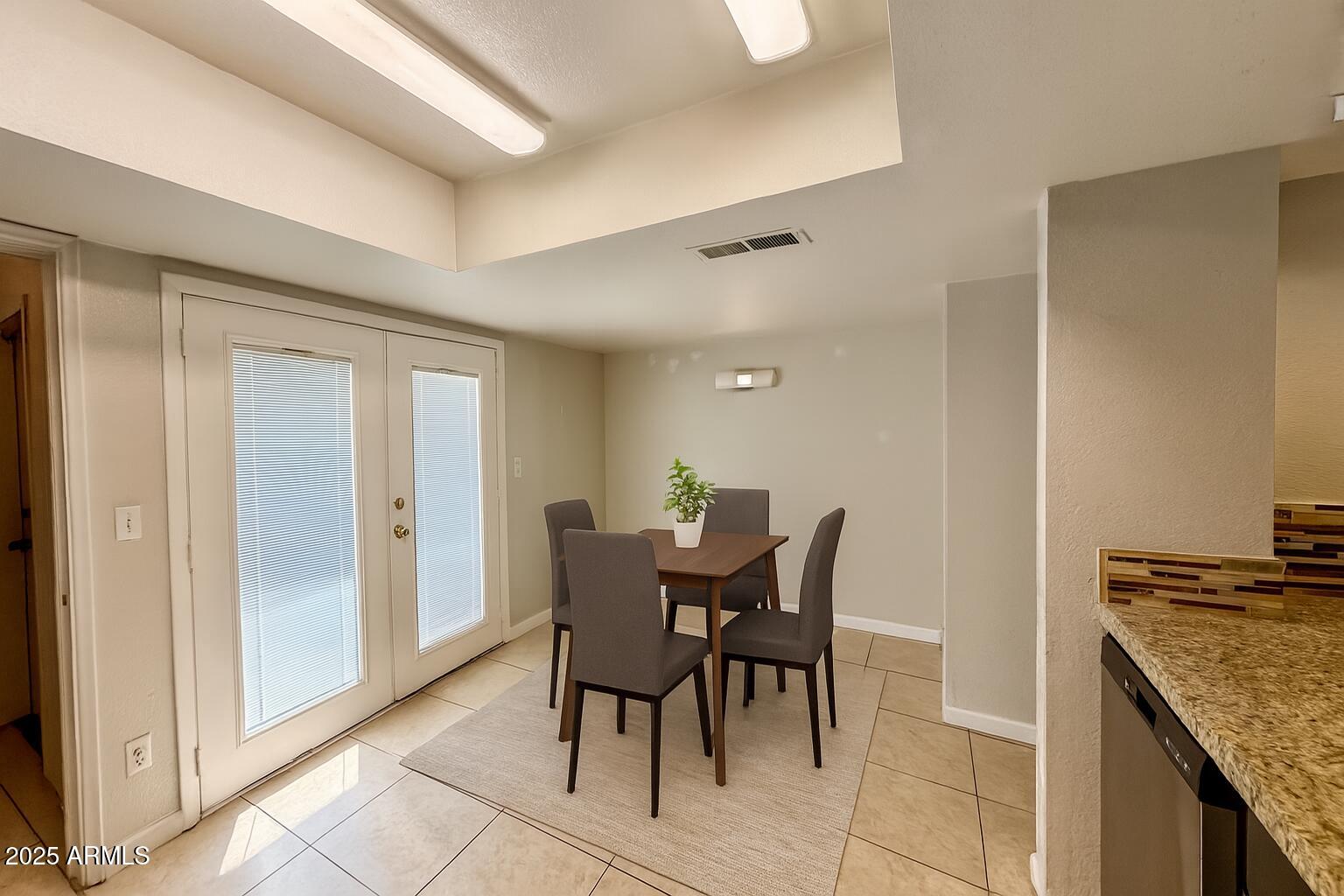 19601 N 7TH Street, 1030