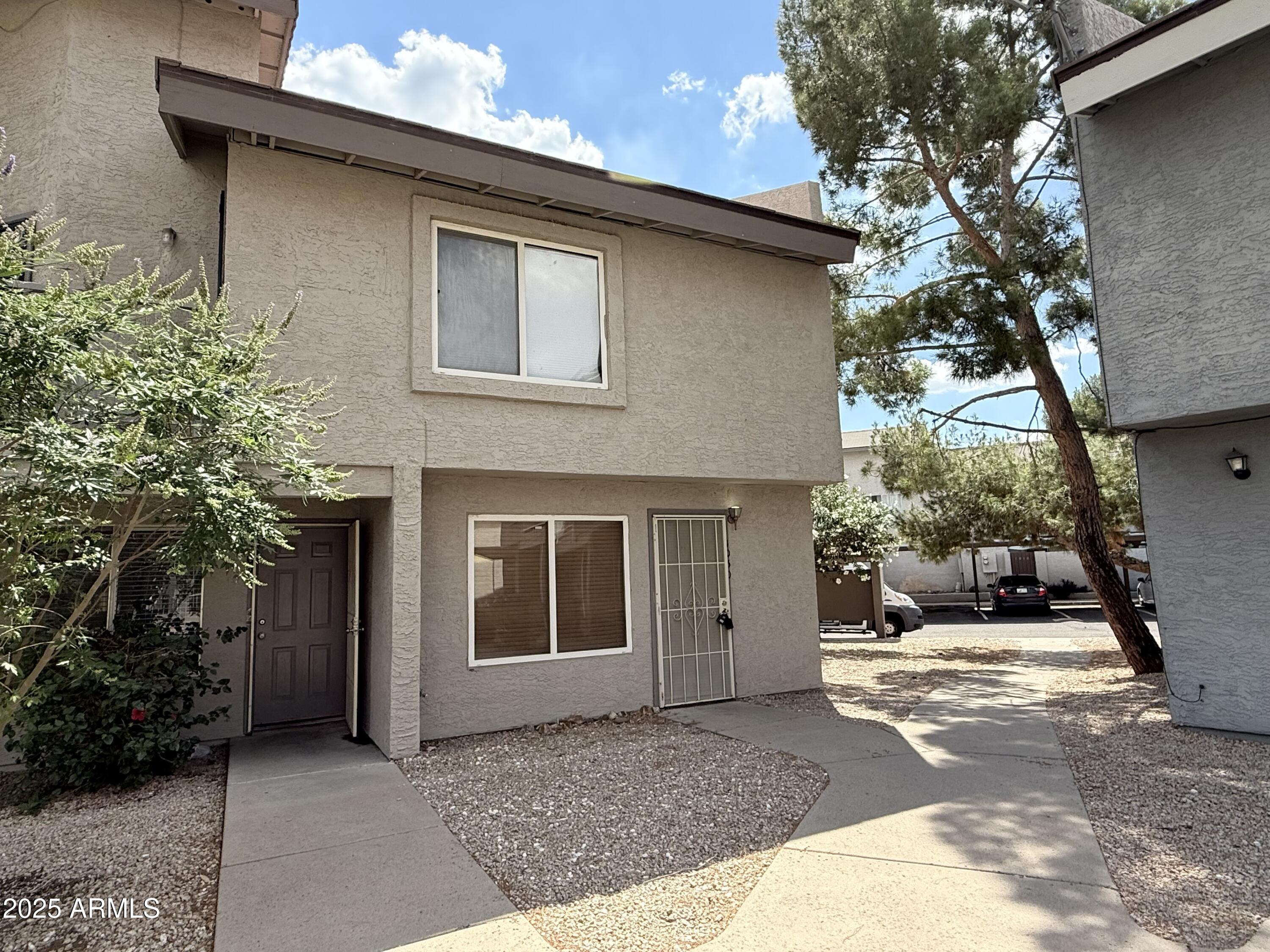 19601 N 7TH Street, 1030