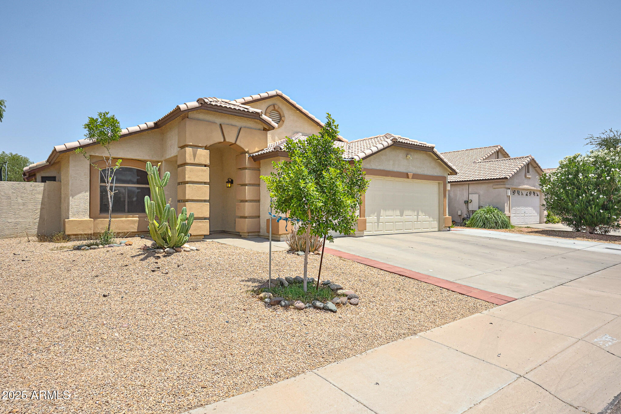 5266 W KALER Circle