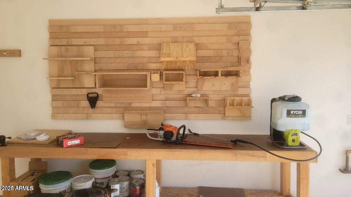 5716 E Valley View Drive