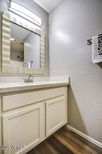 5716 E Valley View Drive