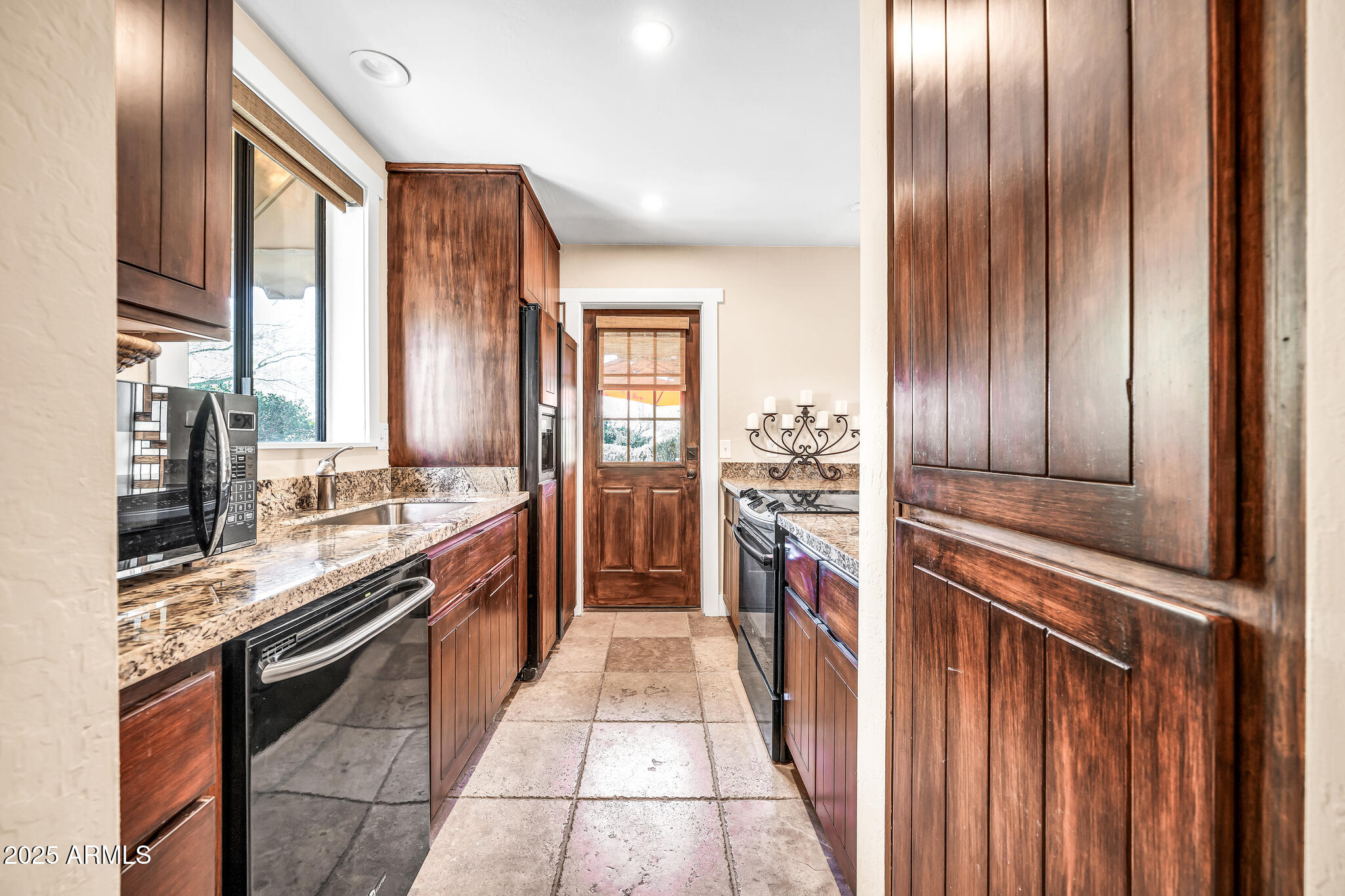 7432 E CAREFREE Drive Unit: 5