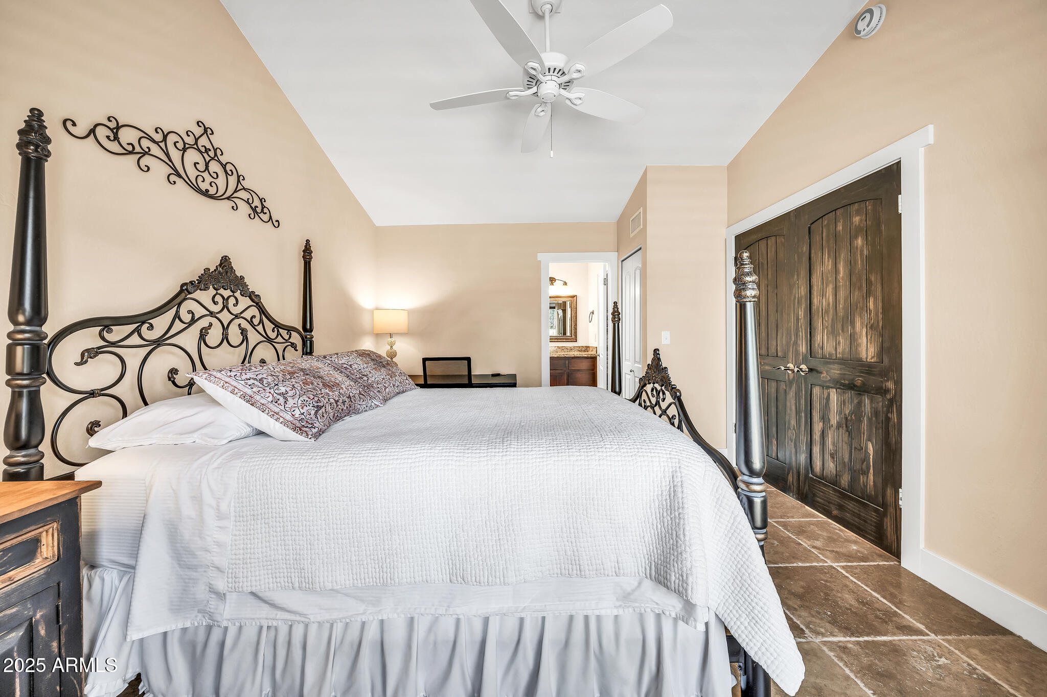 7432 E CAREFREE Drive Unit: 5