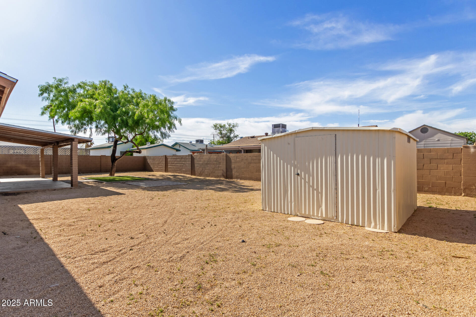 1002 W VILLA RITA Drive