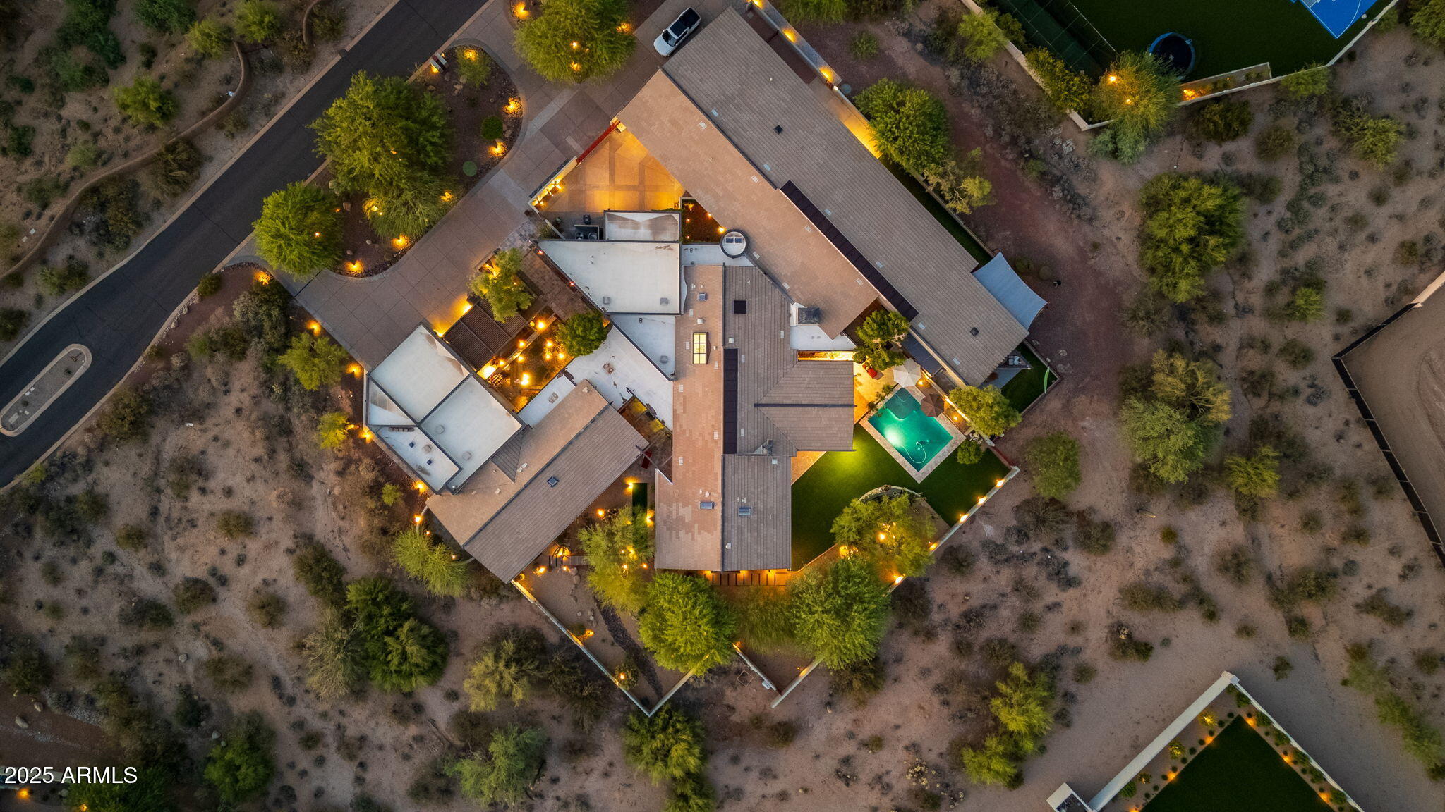8845 E SIERRA PINTA Drive