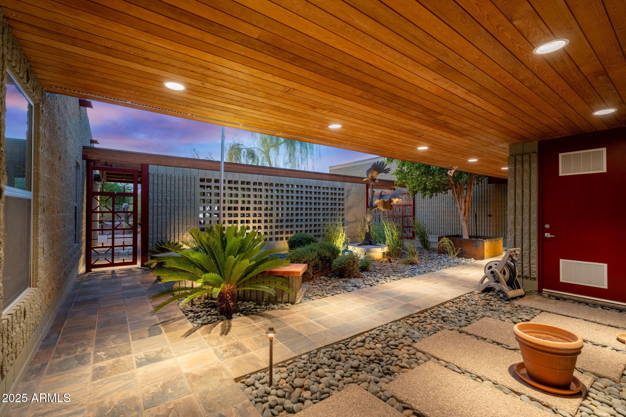 8845 E SIERRA PINTA Drive