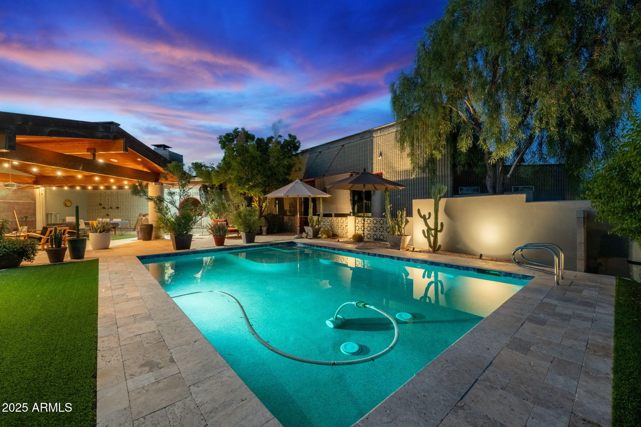 8845 E SIERRA PINTA Drive