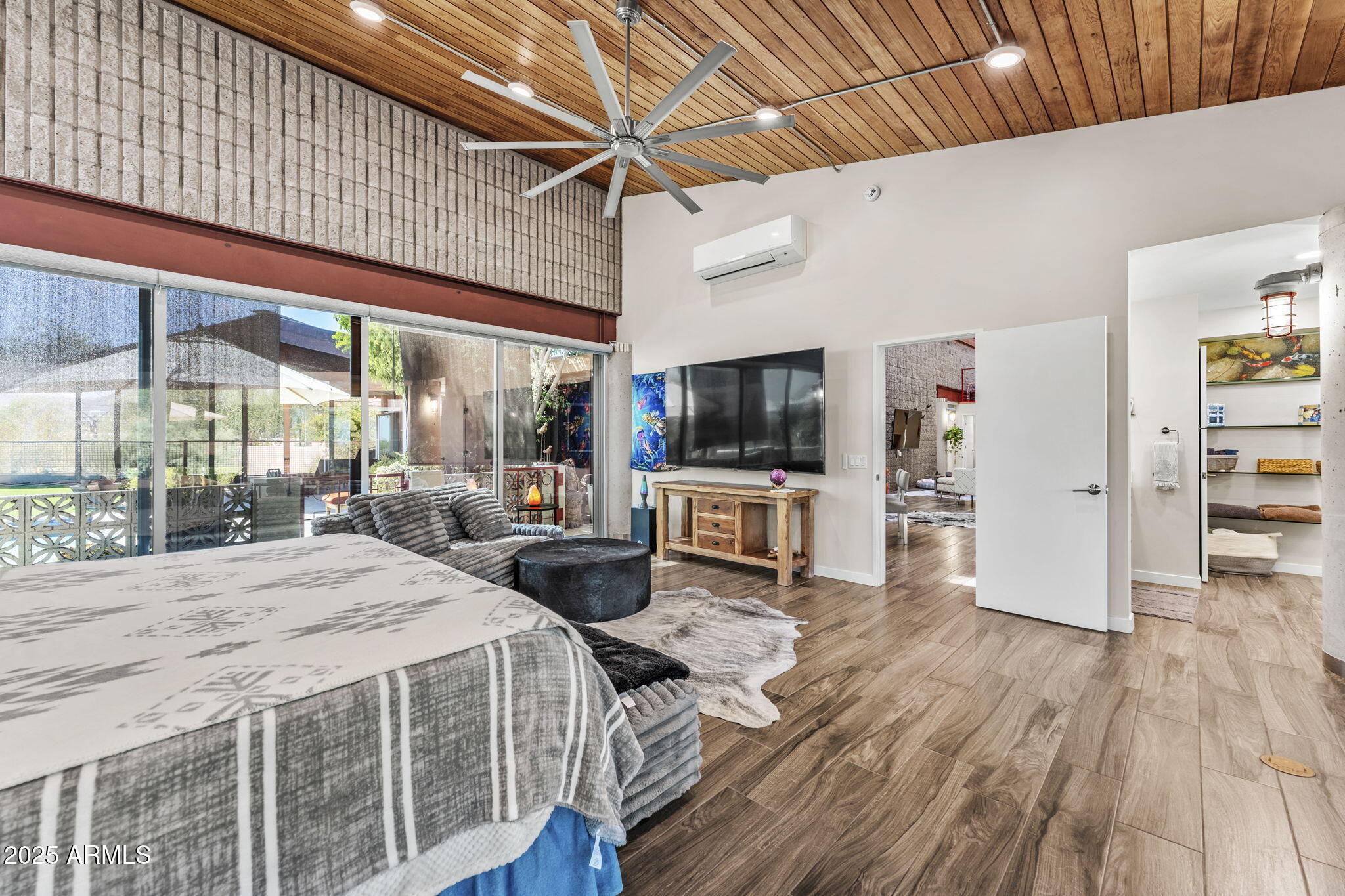 8845 E SIERRA PINTA Drive