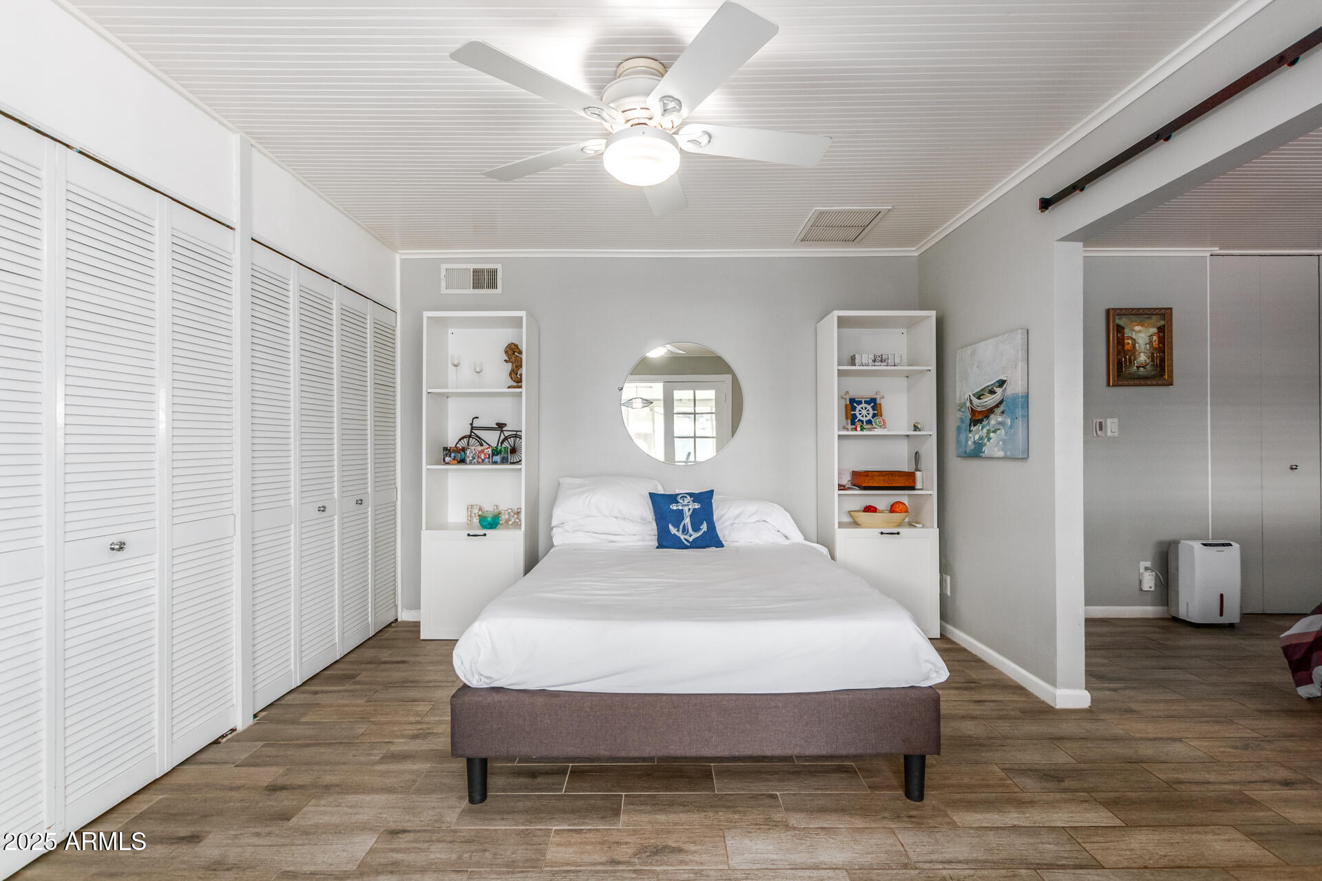 8613 E VIRGINIA Avenue