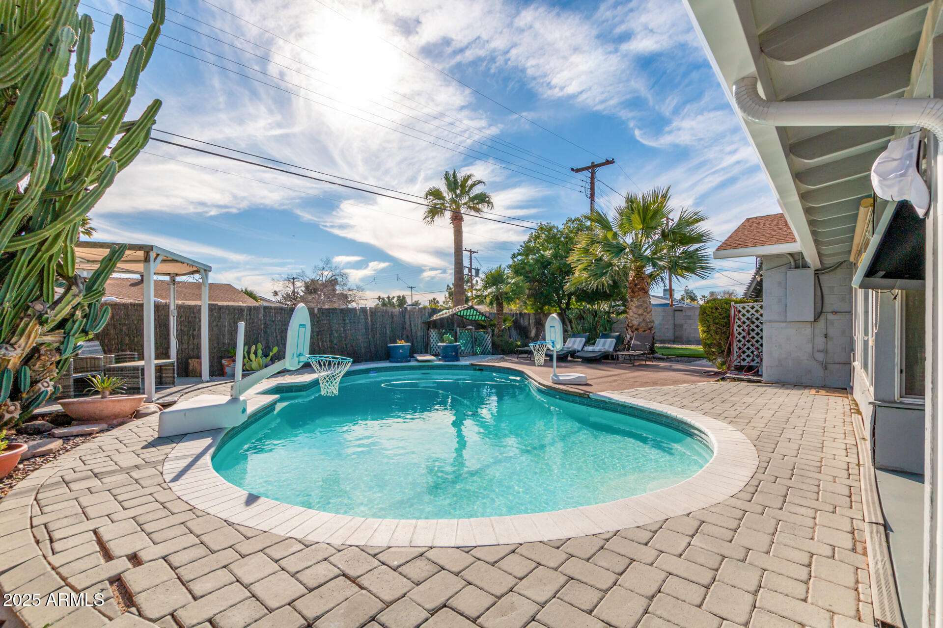 8613 E VIRGINIA Avenue