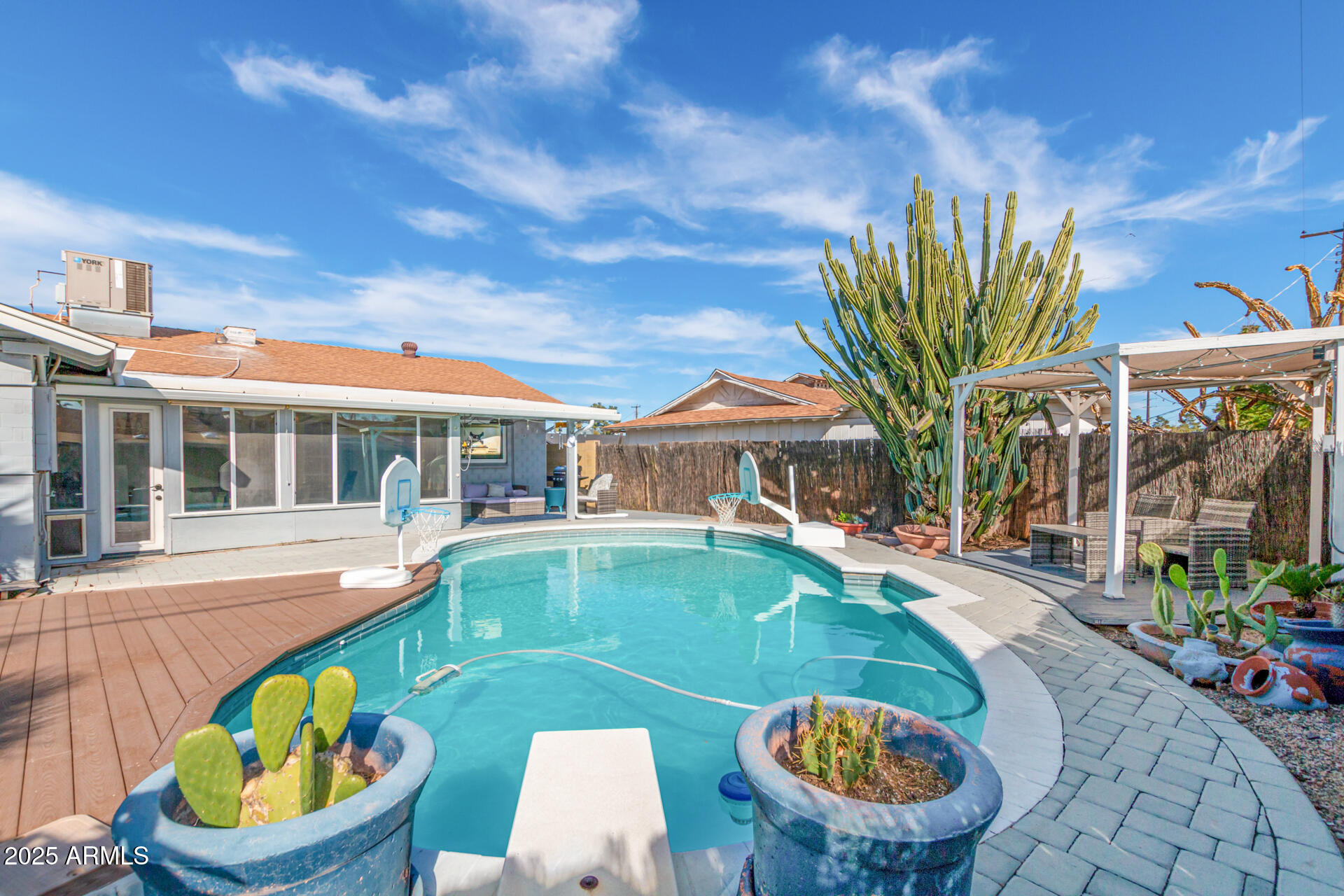 8613 E VIRGINIA Avenue