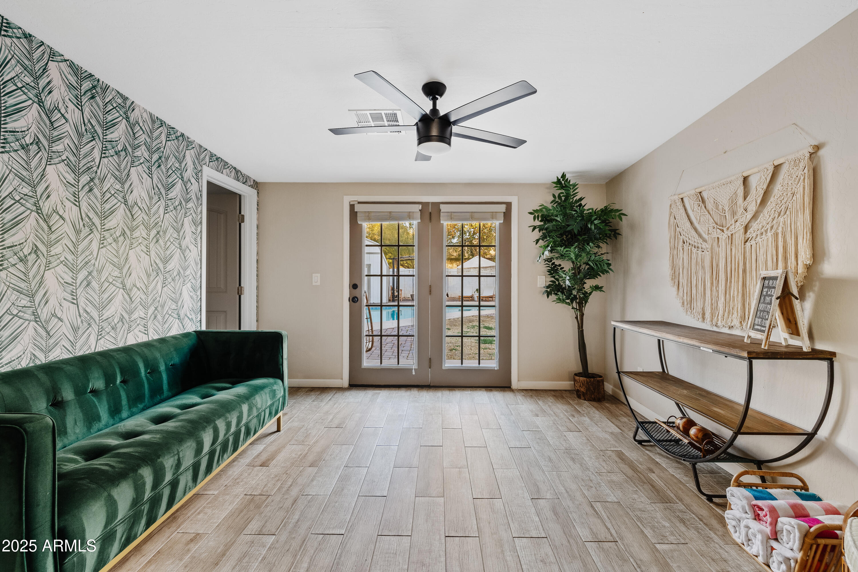 2722 E VIRGINIA Avenue