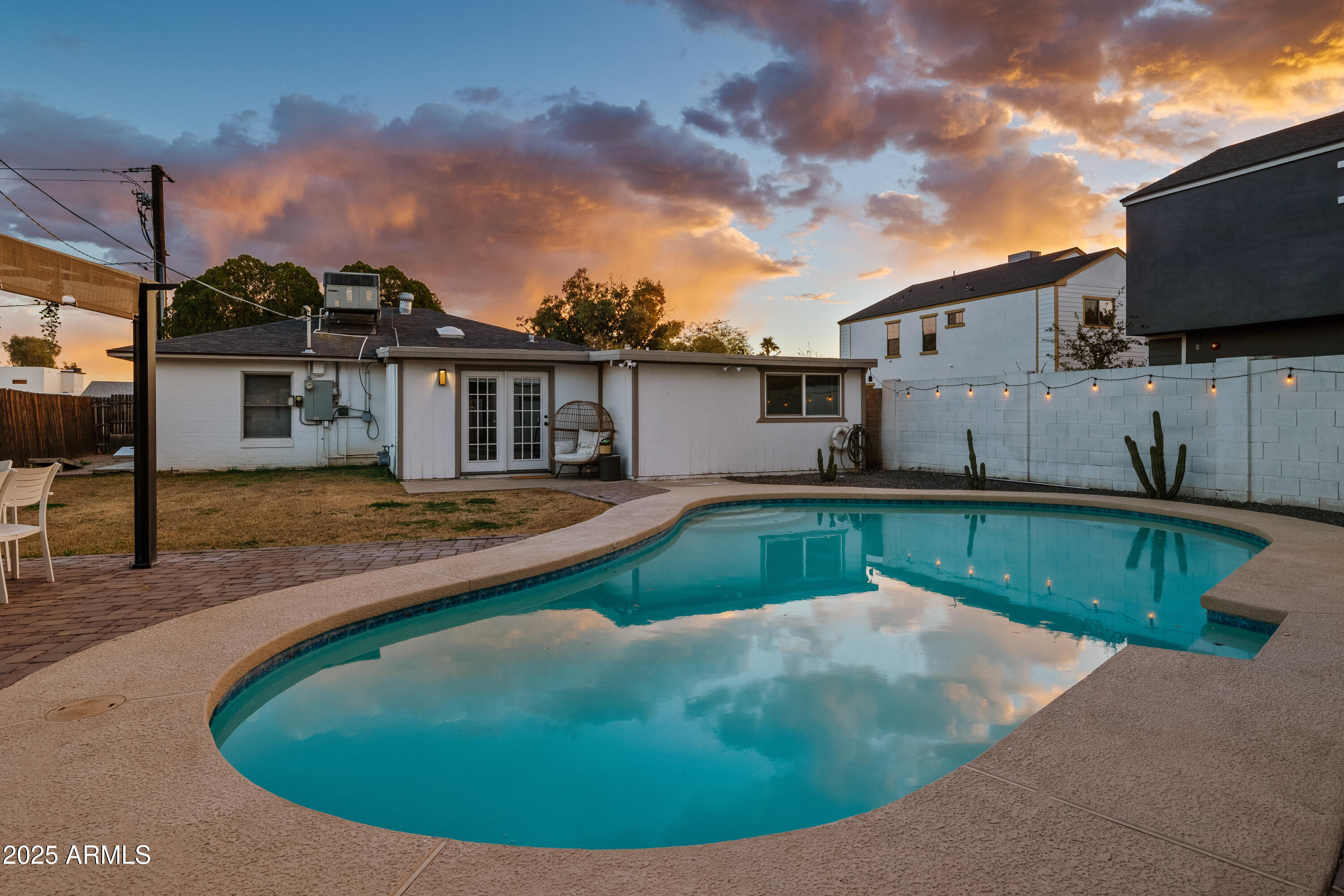 2722 E VIRGINIA Avenue