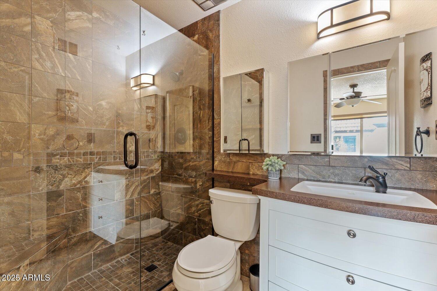 1916 W Morningside Drive, 97