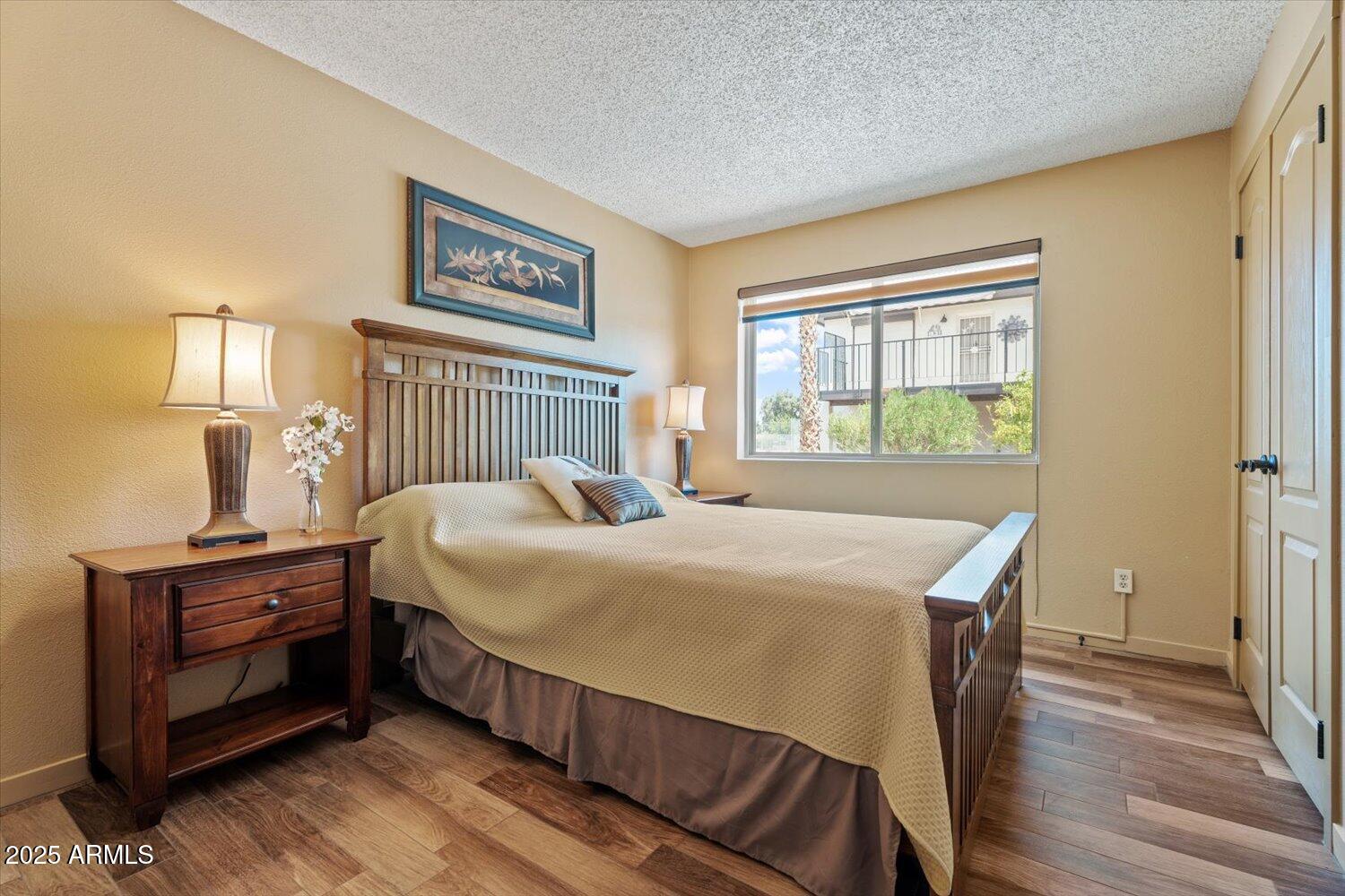 1916 W Morningside Drive, 97