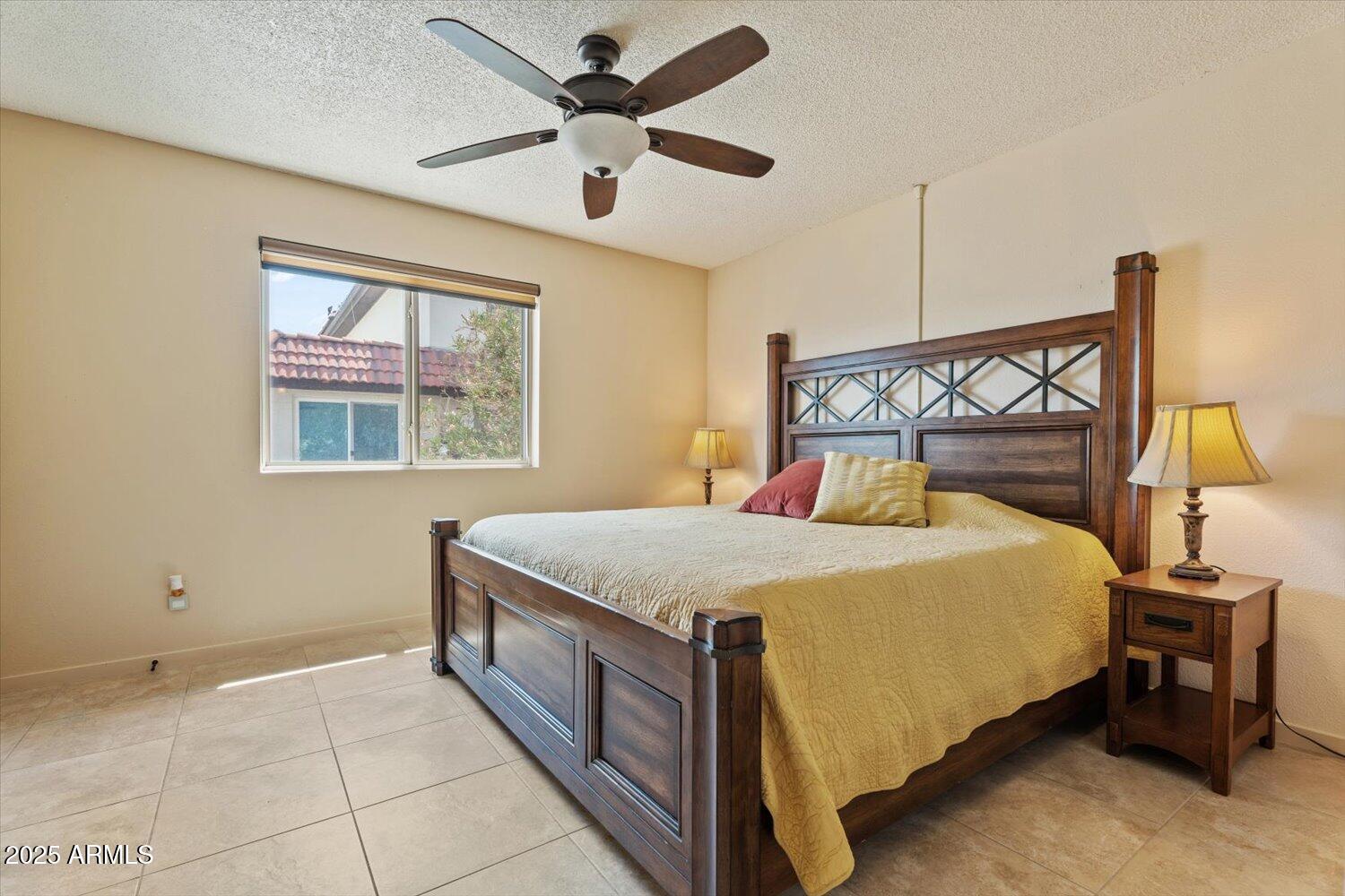 1916 W Morningside Drive, 97