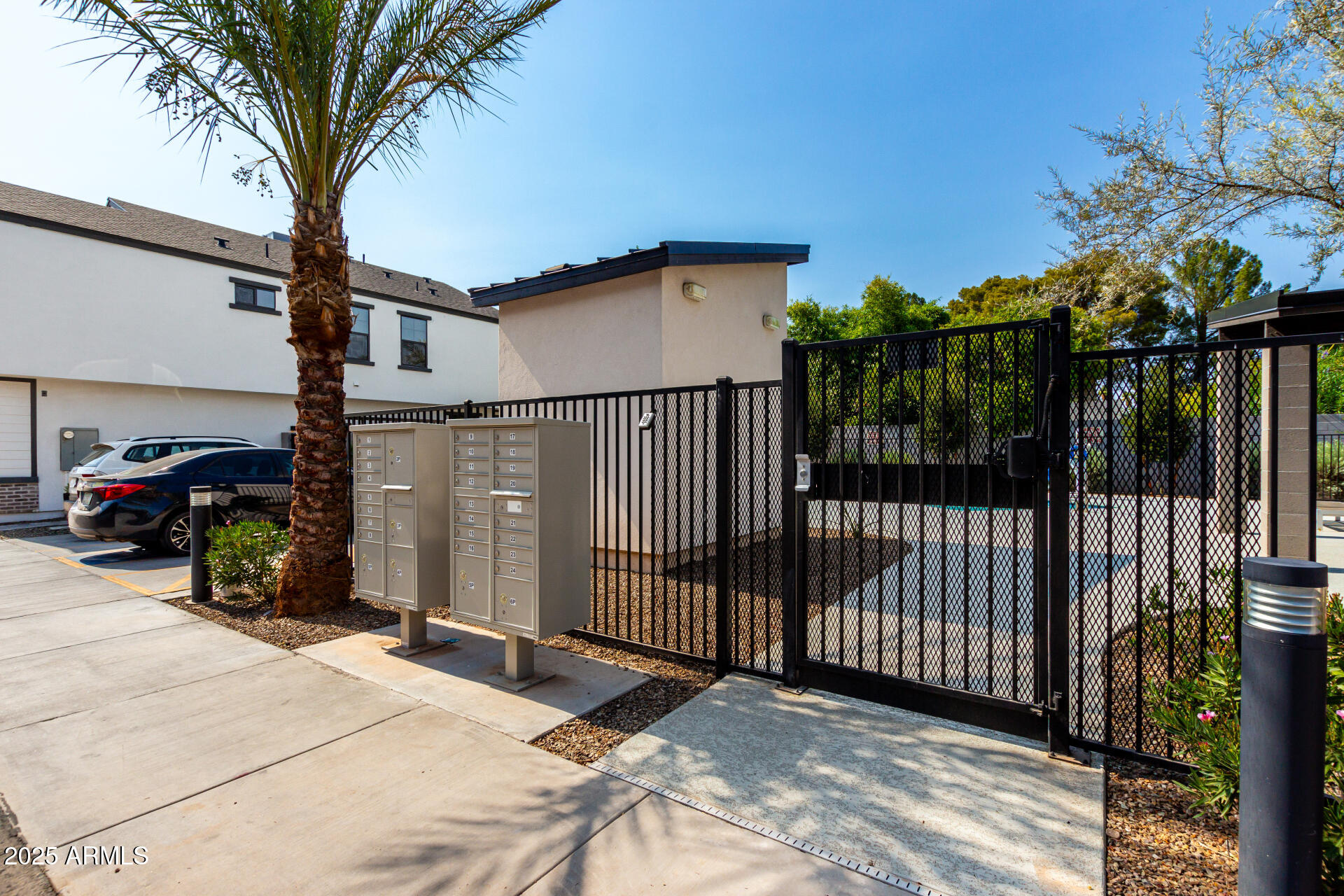 2604 N 27TH Street, 4