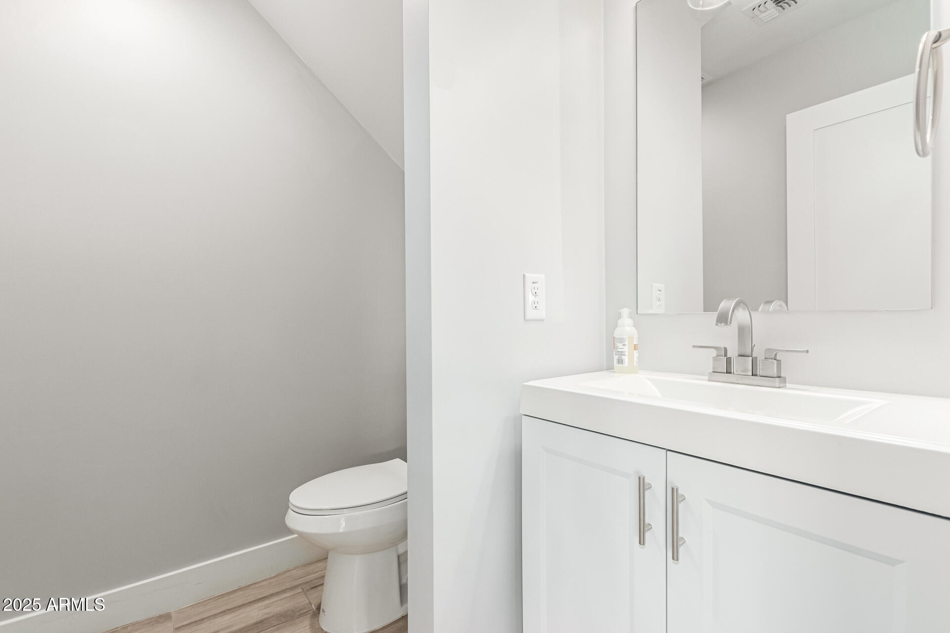 2604 N 27TH Street, 4