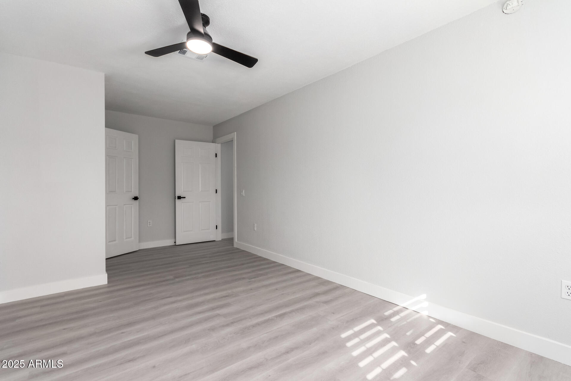 13903 W GABLE HILL Drive