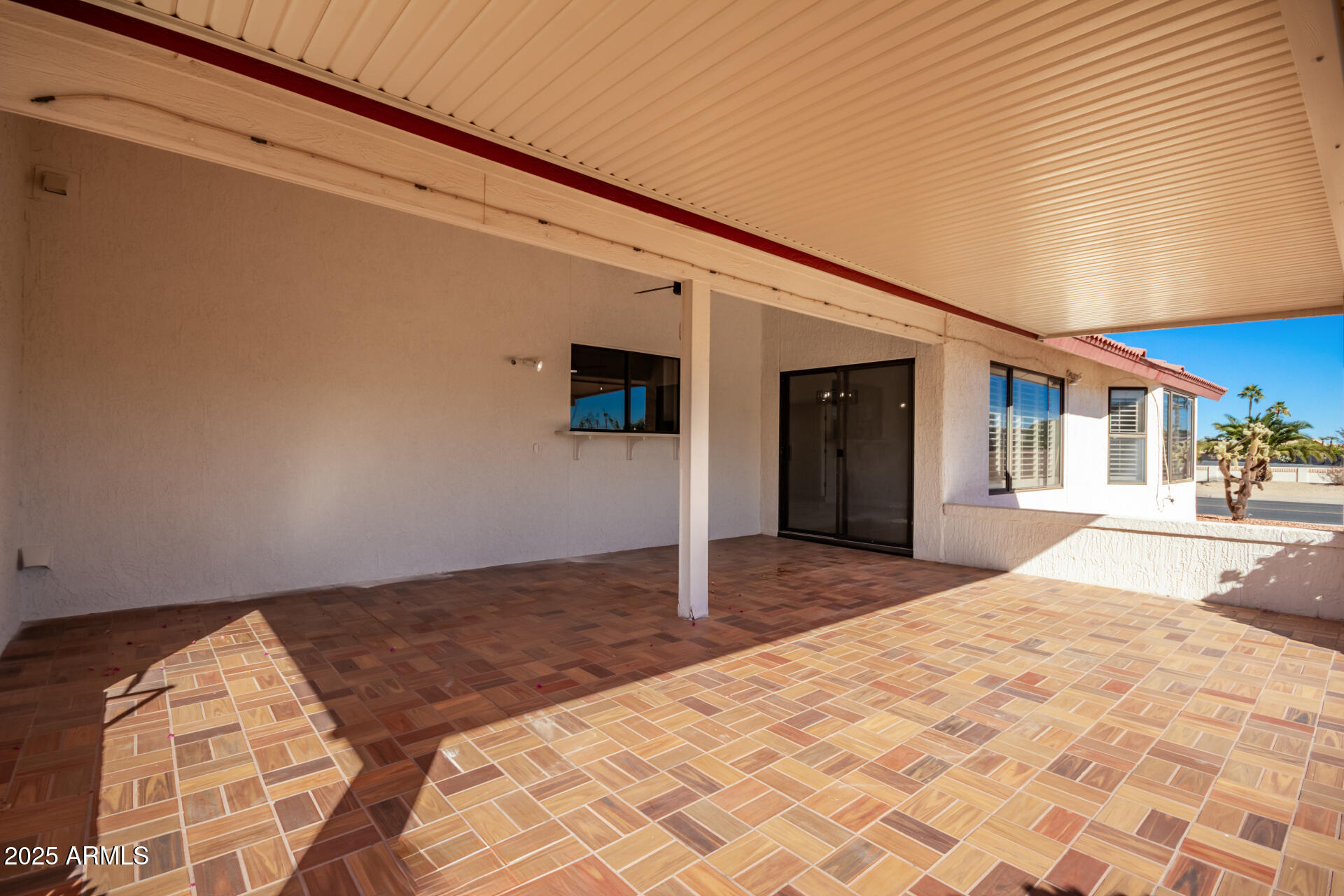 13903 W GABLE HILL Drive