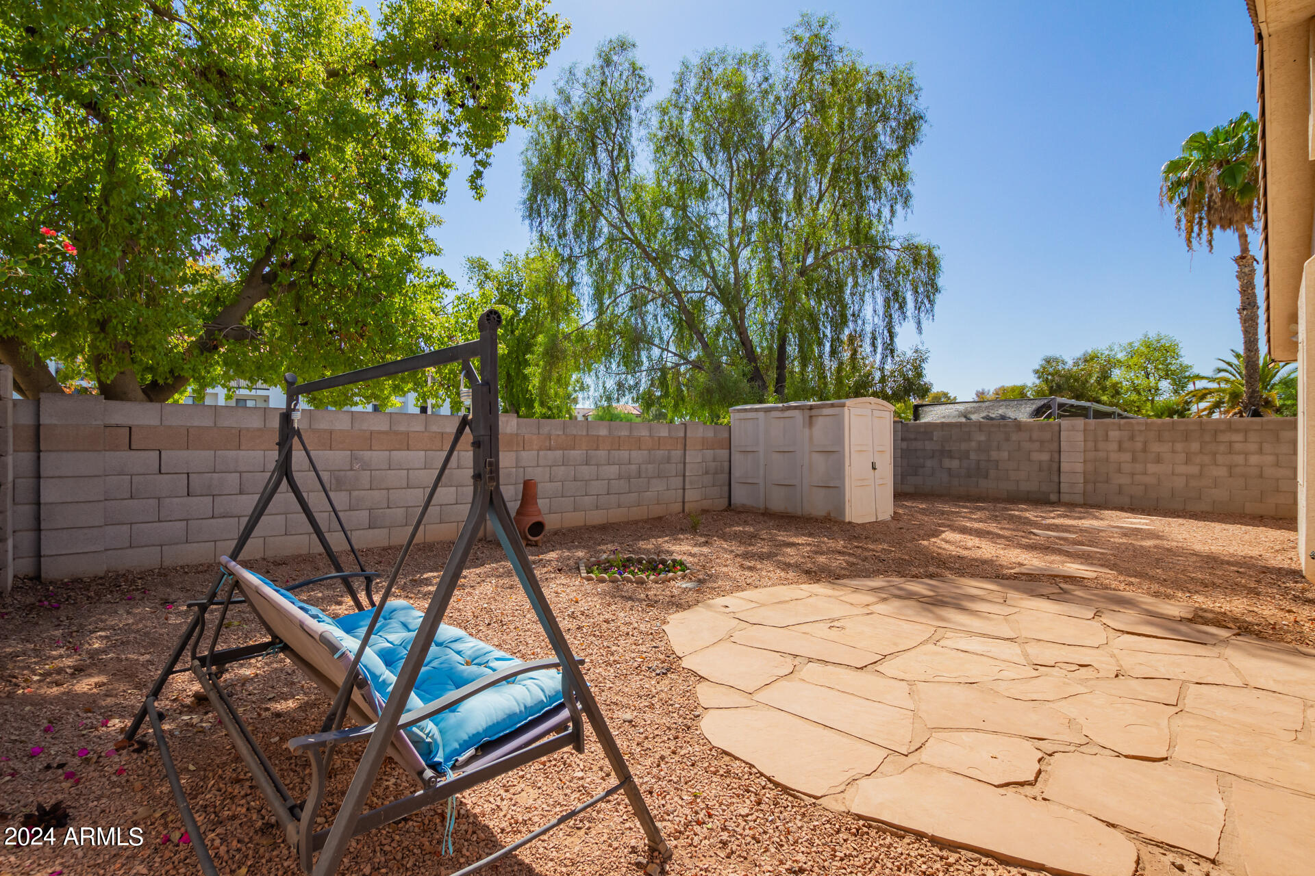 6215 W NAVAJO Drive
