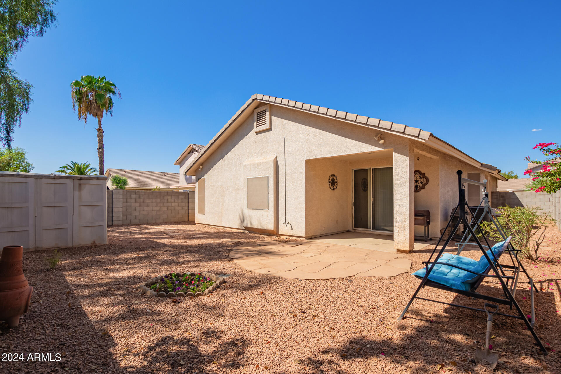 6215 W NAVAJO Drive