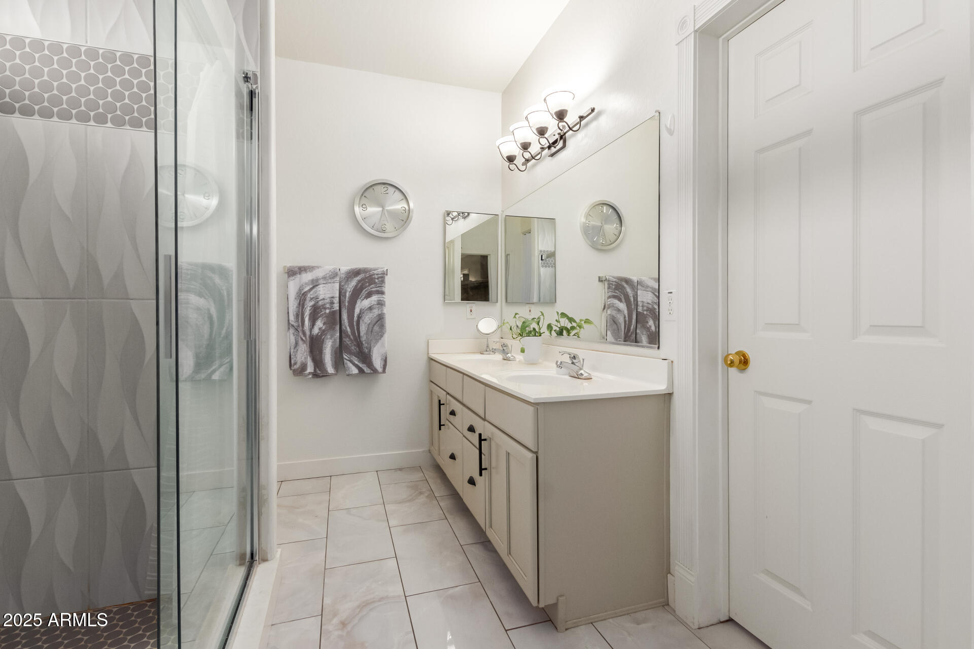 11466 E QUINTANA Avenue