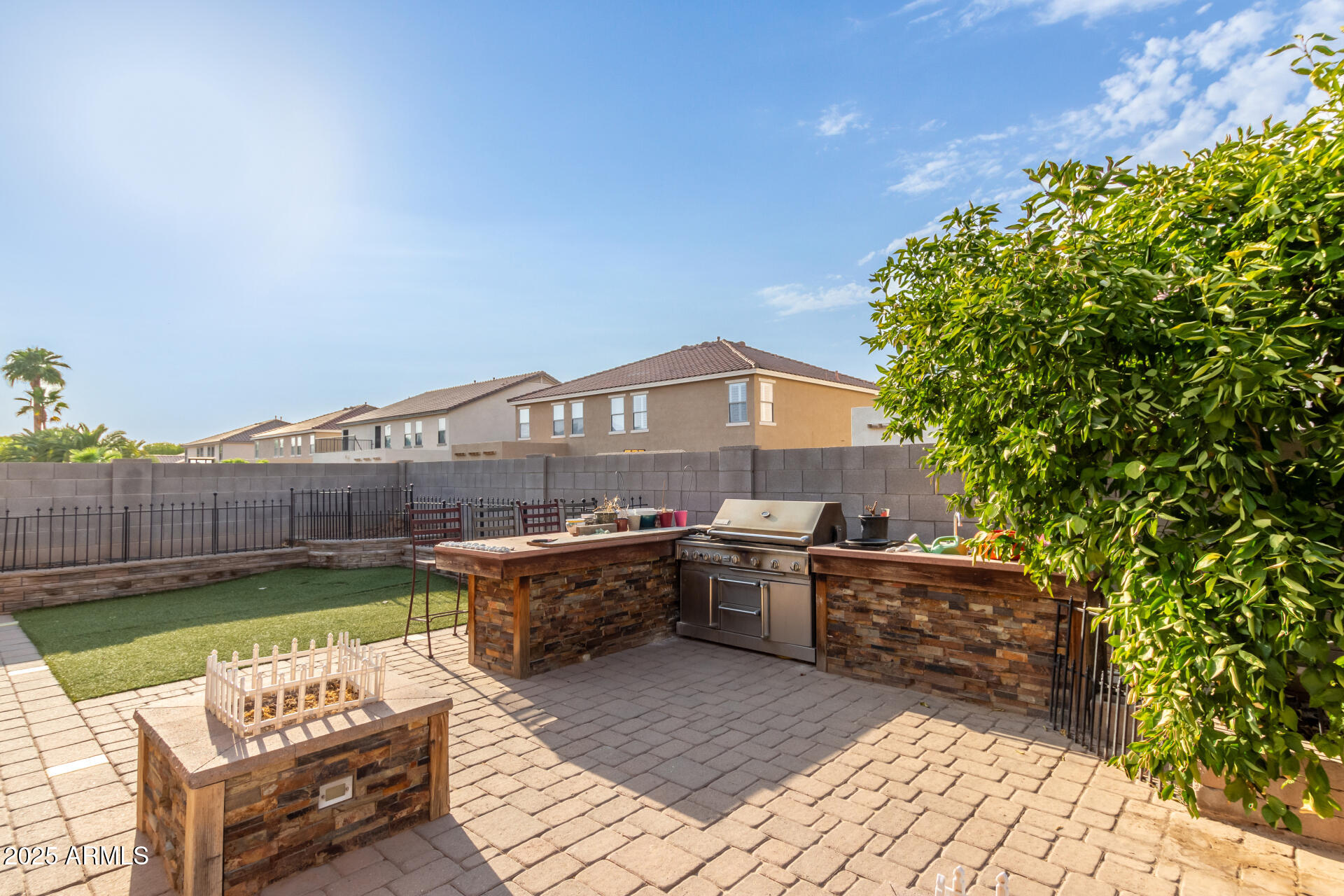 11466 E QUINTANA Avenue