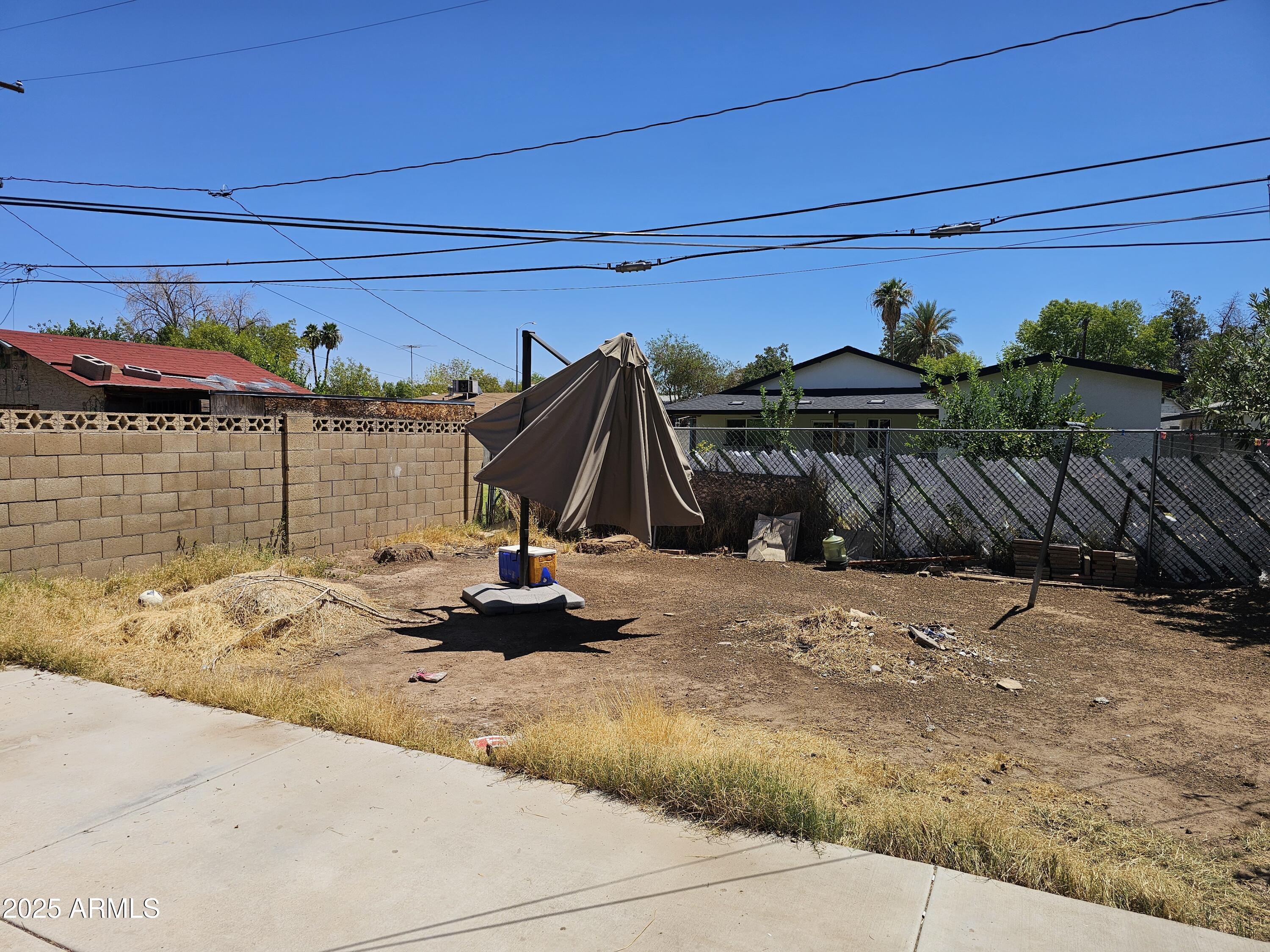 335 S LESUEUR Street