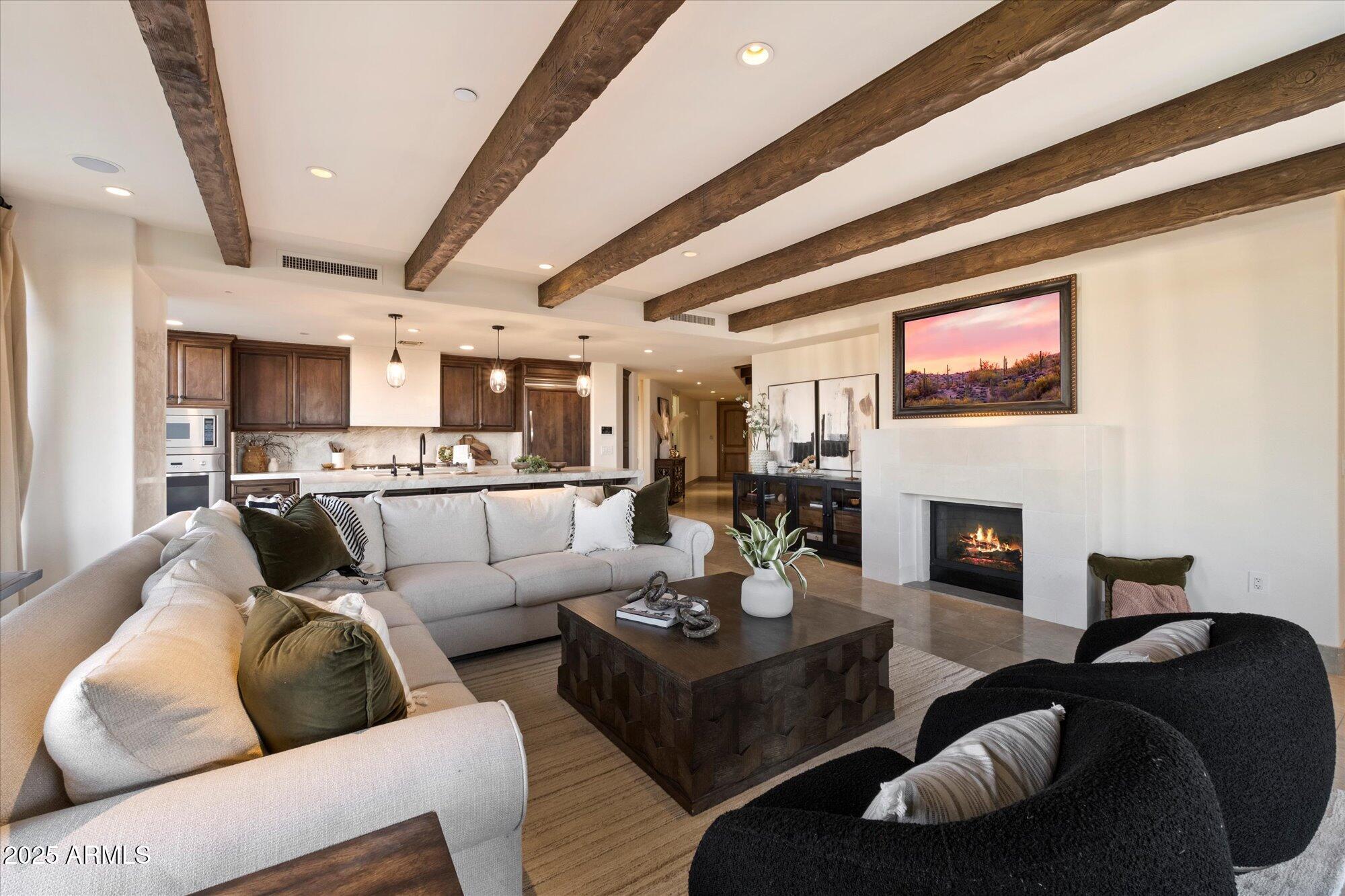 7181 E CAMELBACK Road, 506