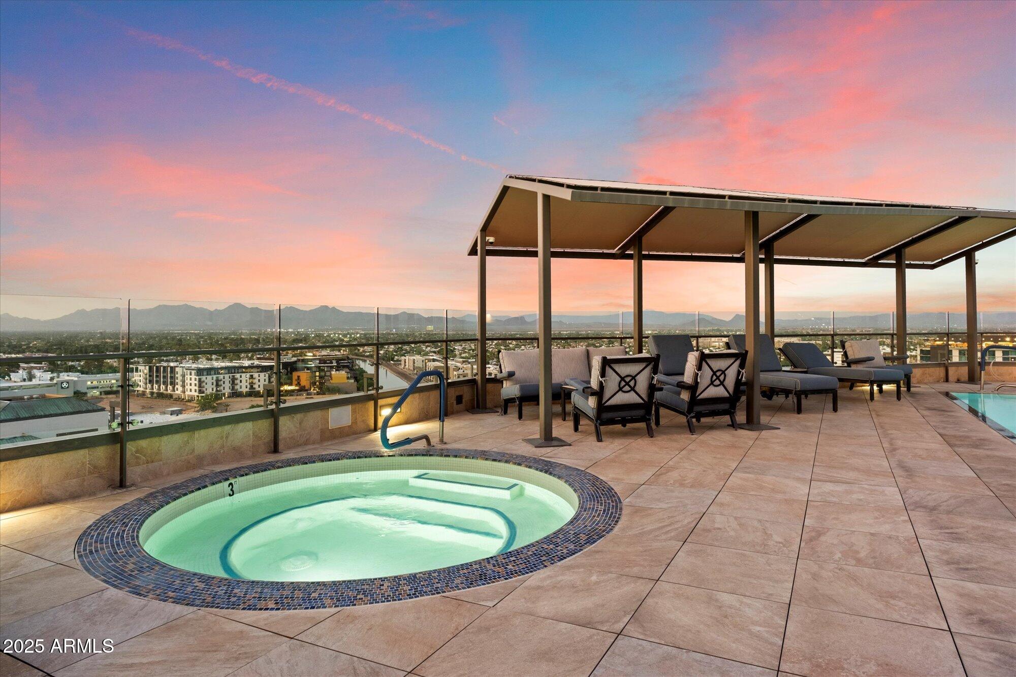 7181 E CAMELBACK Road, 506