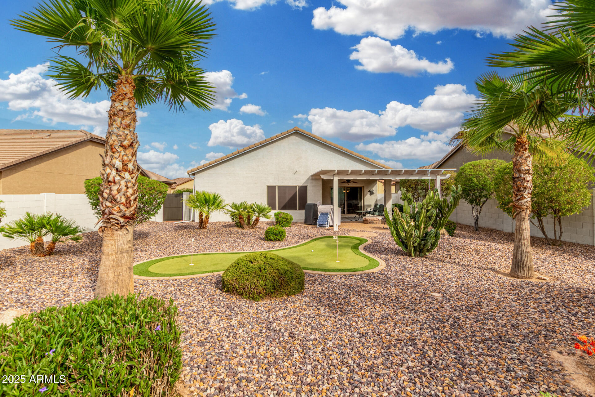 5260 N WILLCOX Drive