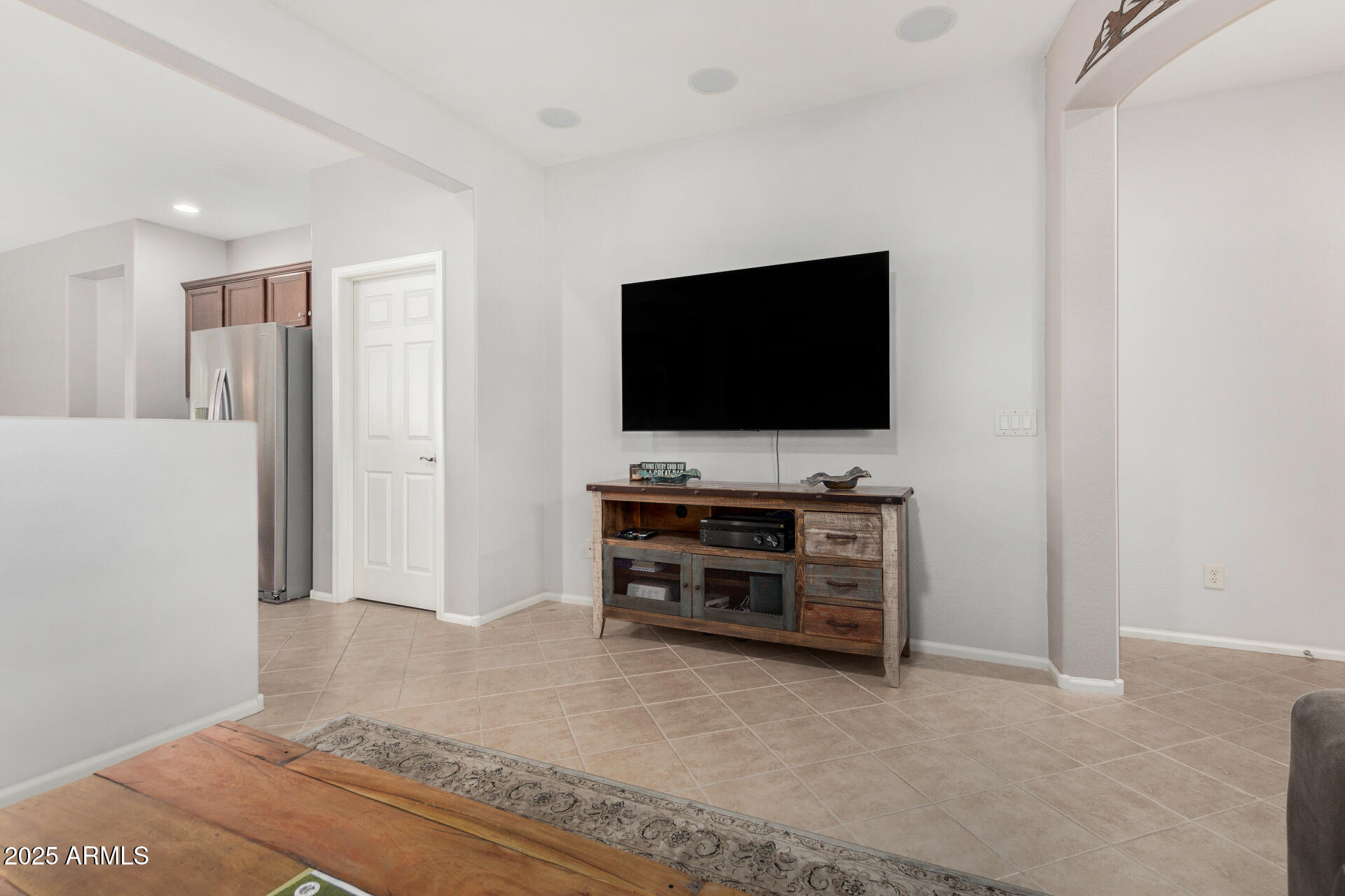 5260 N WILLCOX Drive