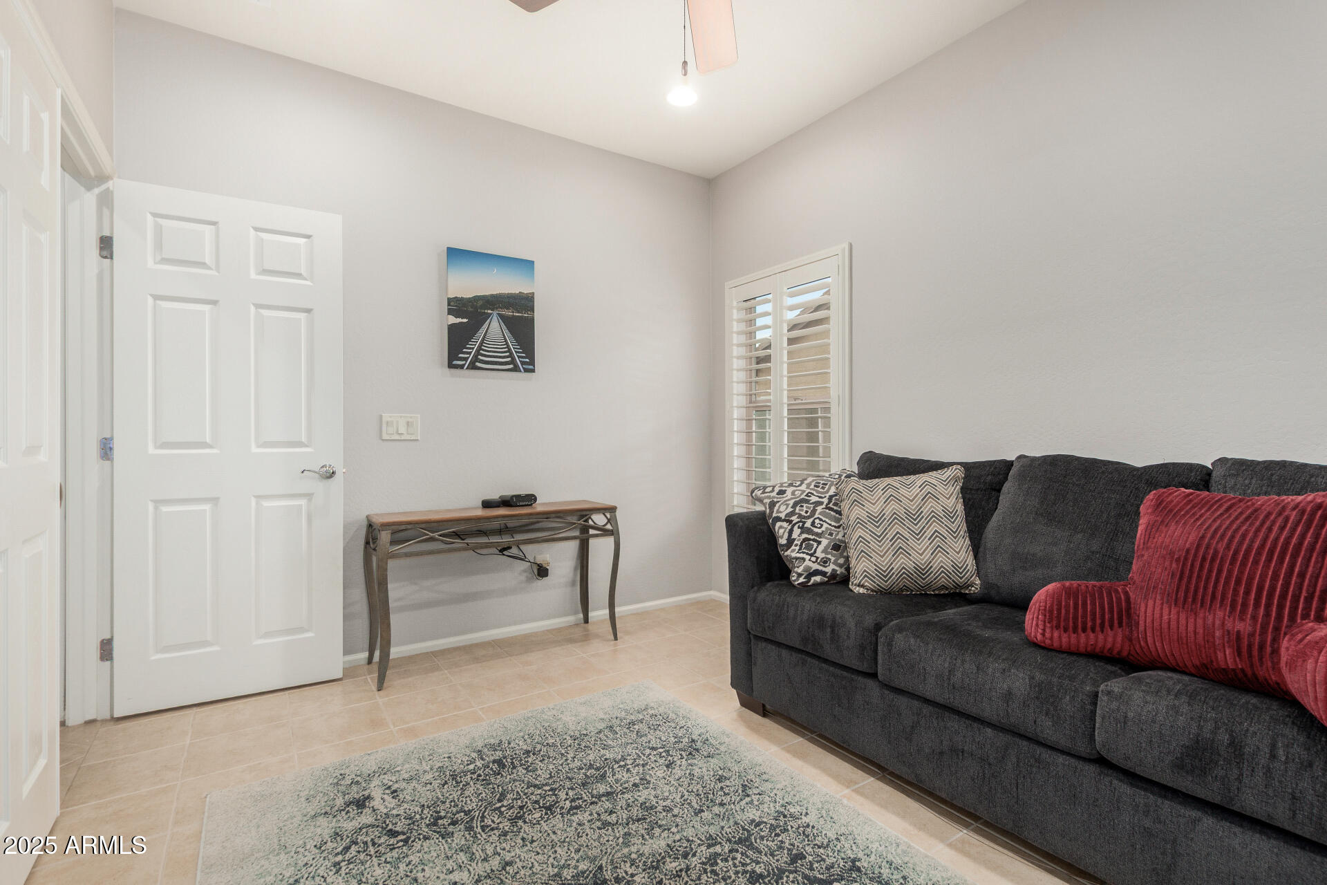 5260 N WILLCOX Drive