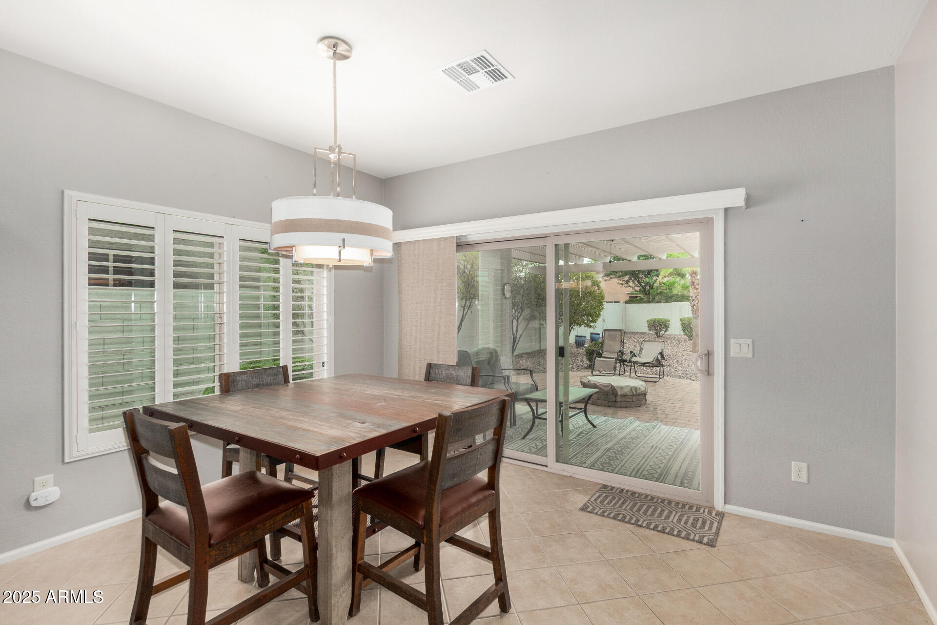 5260 N WILLCOX Drive