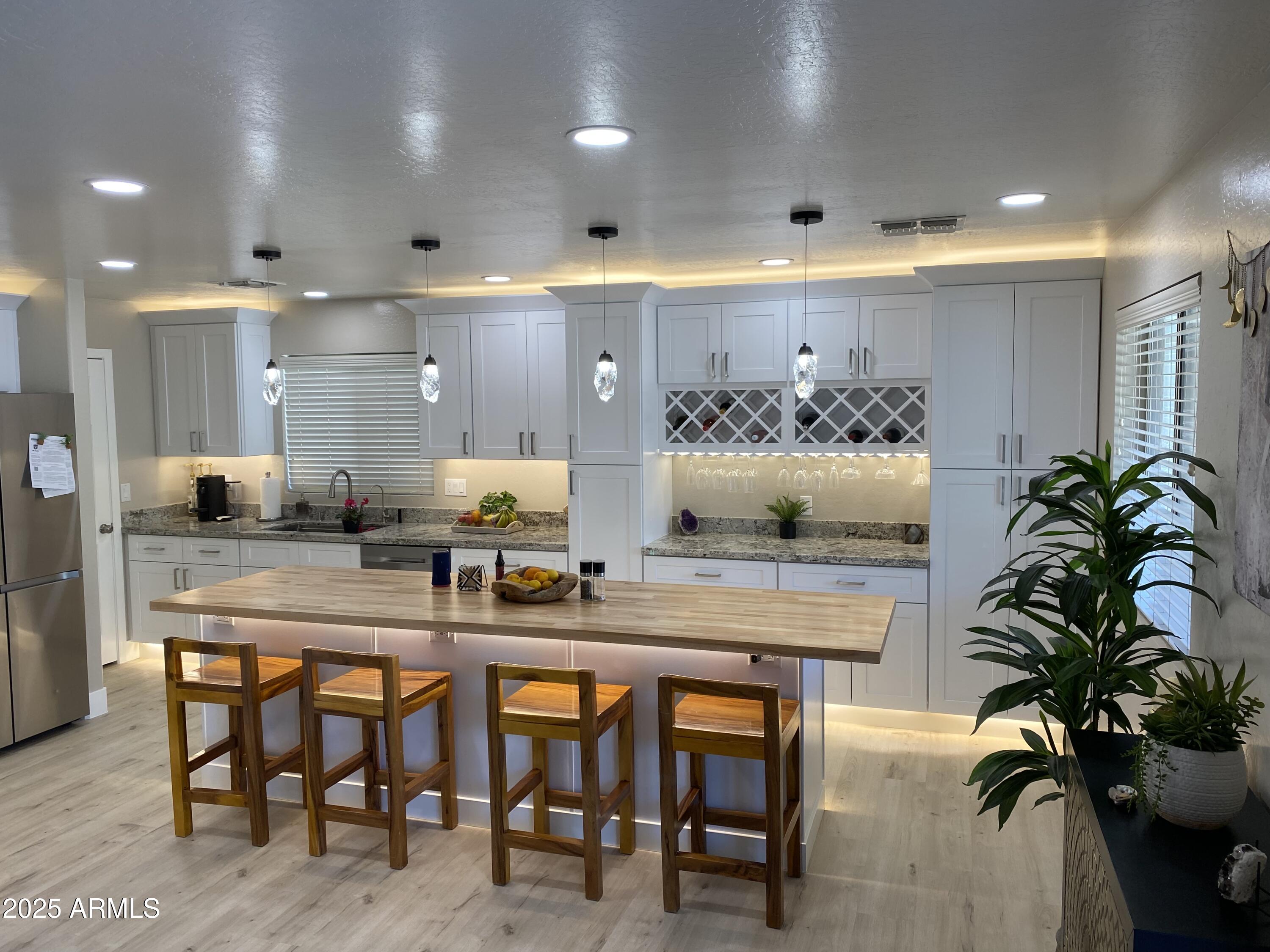 43760 W MAGNOLIA Road