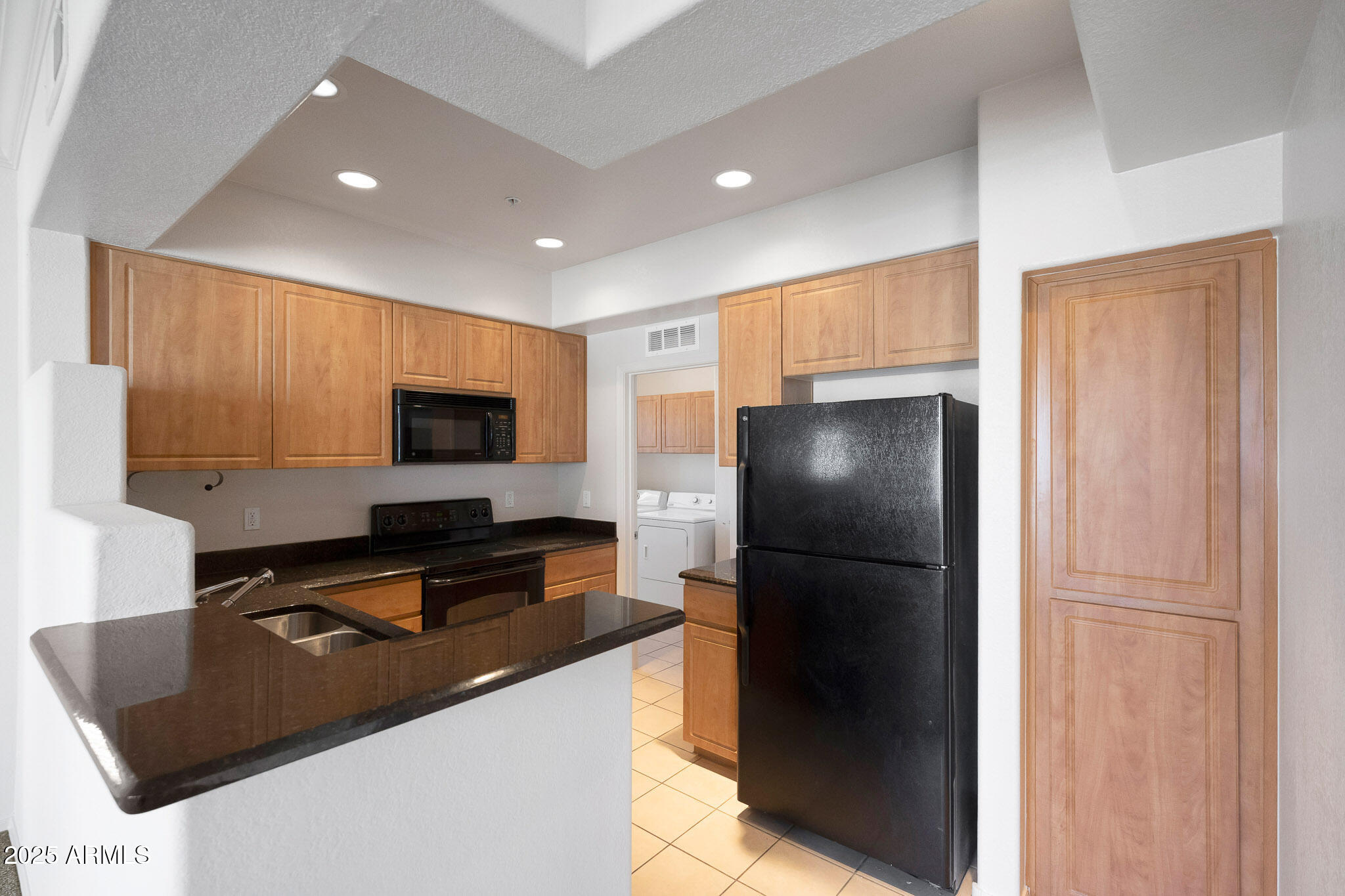 295 N RURAL Road, 259