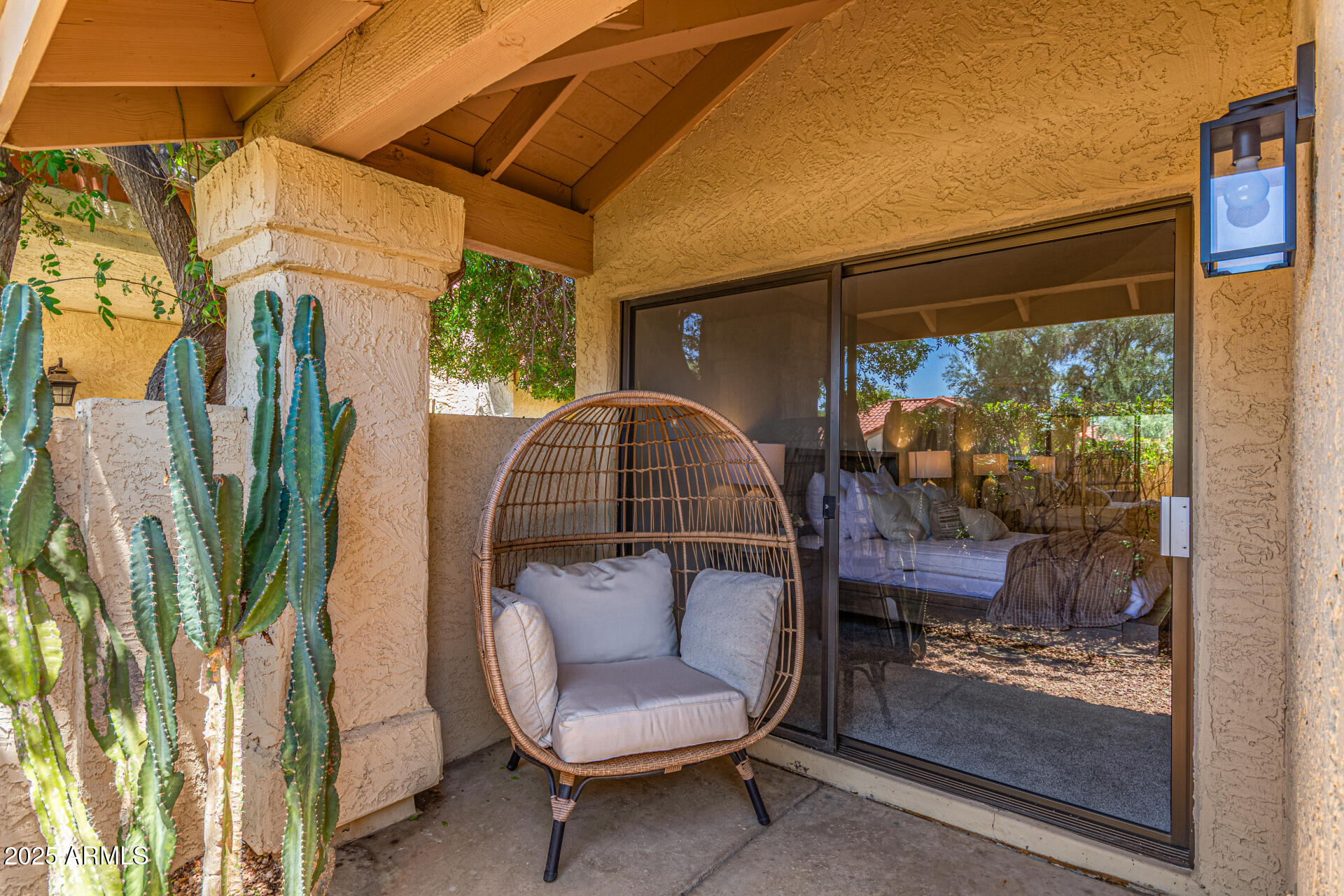 10008 E SADDLEHORN Trail