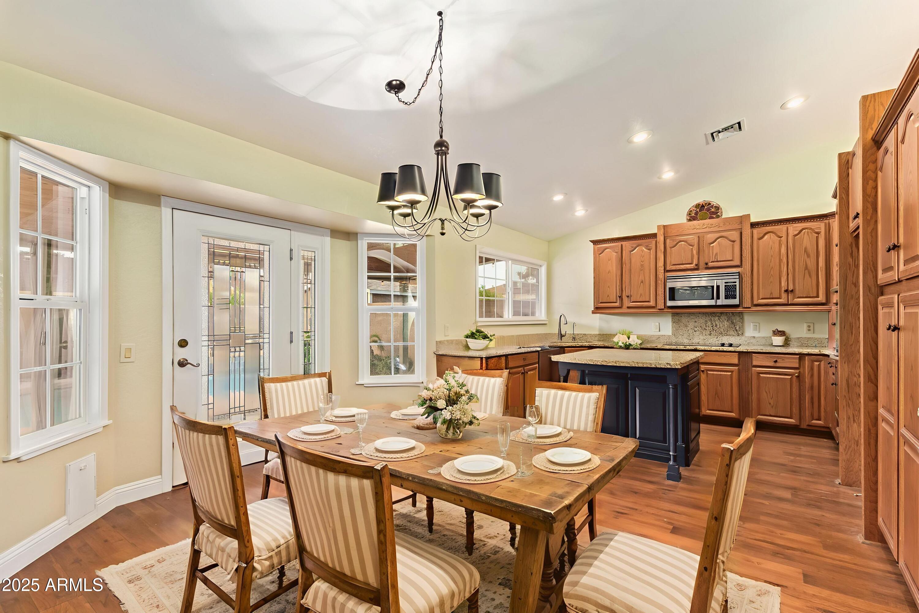 4338 W CREEDANCE Boulevard