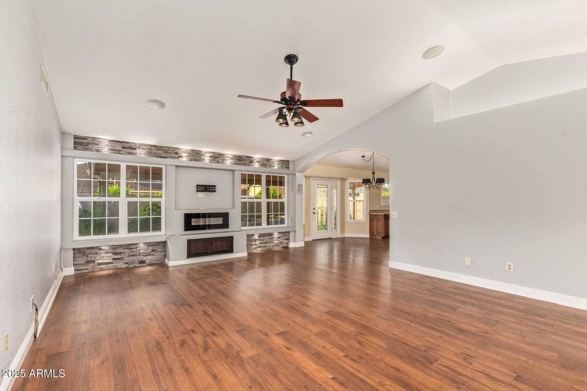 4338 W CREEDANCE Boulevard