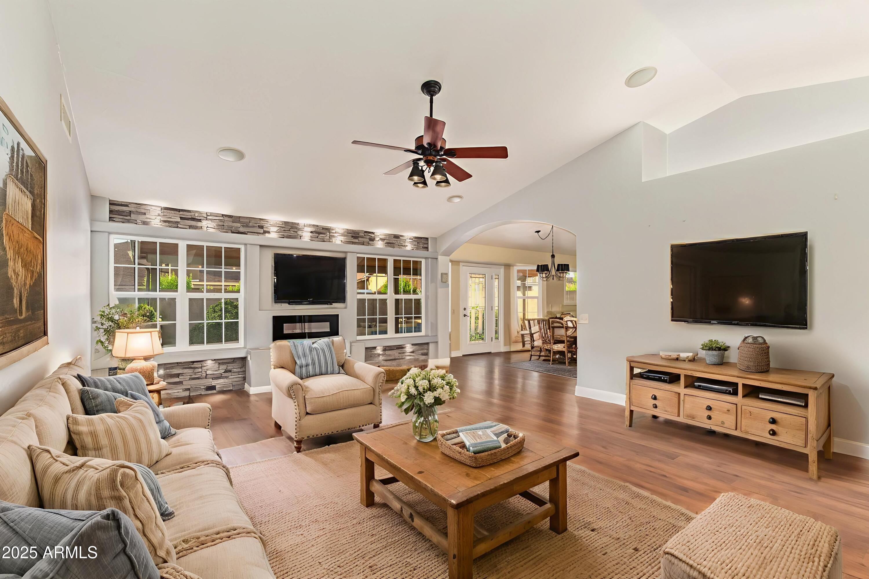 4338 W CREEDANCE Boulevard