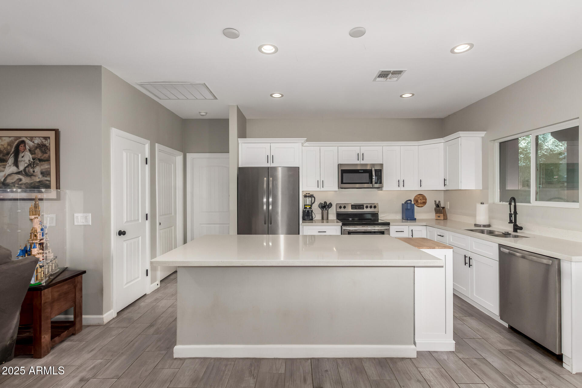 10260 W CONCORDIA Drive