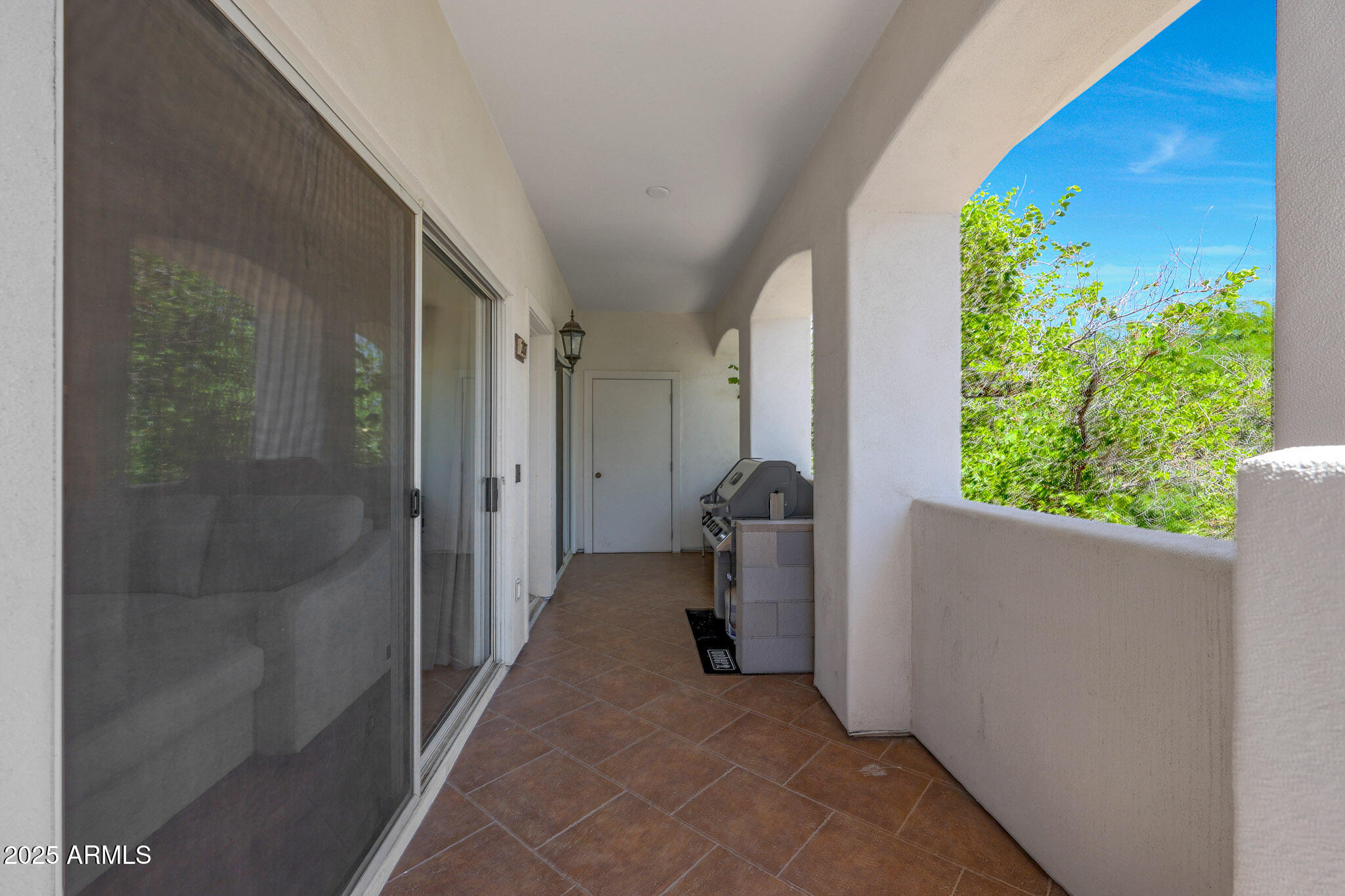 2950 W LOUISE Drive, 207