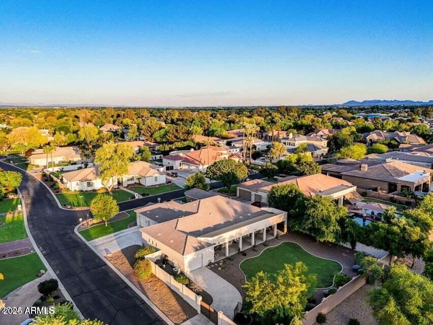 330 N PORTLAND Avenue