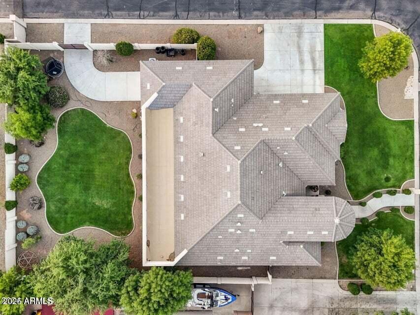 330 N PORTLAND Avenue