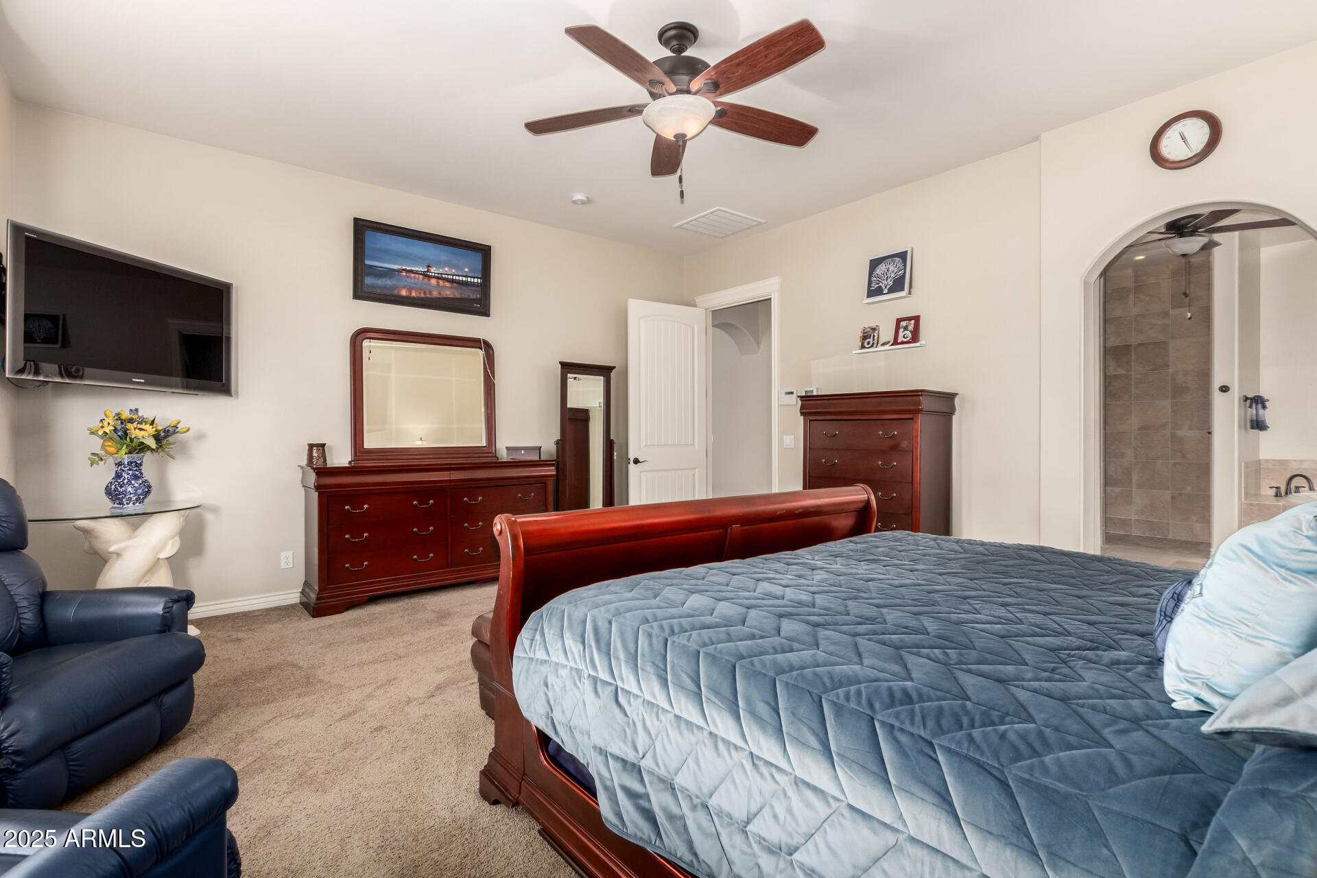 330 N PORTLAND Avenue